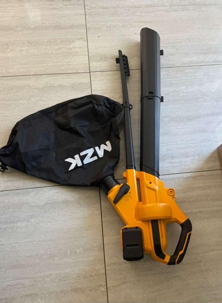 MZK 40V Cordless Leaf Blower Vacuum Mulcher, 3-in-1 Battery Powered Leaf Vacuum with 40L Bag, 600 CFM 160 MPH, 2×4.0Ah Batteries for Lawn, Yard Cleanup customer photo 2