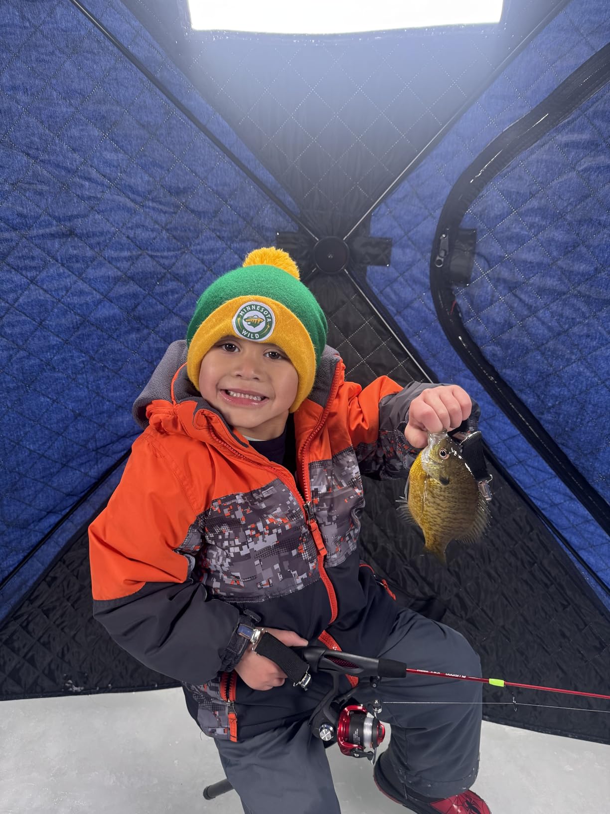 Garvee Pop Up Ice Fishing Shelter and Insulated Ice Fishing Tent with 49ft LED Light Strip, Windproof Portable Hub Design, Fits 1-8 People, 25-69 sq ft Fishable Area, Blue+Black customer photo 1