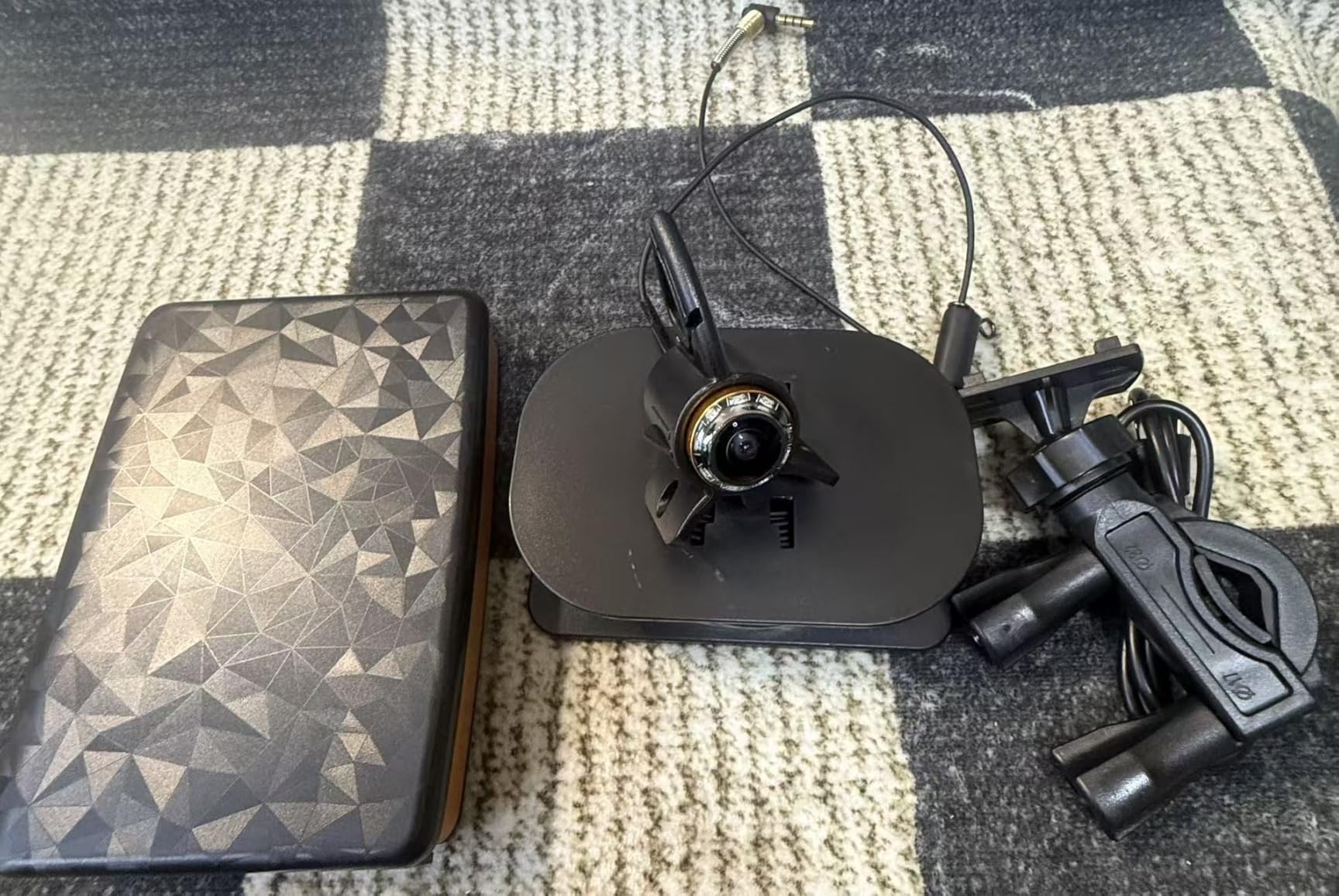 IP68 Waterproof Underwater Fishing Camera with Monitor | All-in-One Portable Fish Finder with Night Vision & Depth Finder | for Ice, Lake, Sea, Kayak, Boat customer photo 2