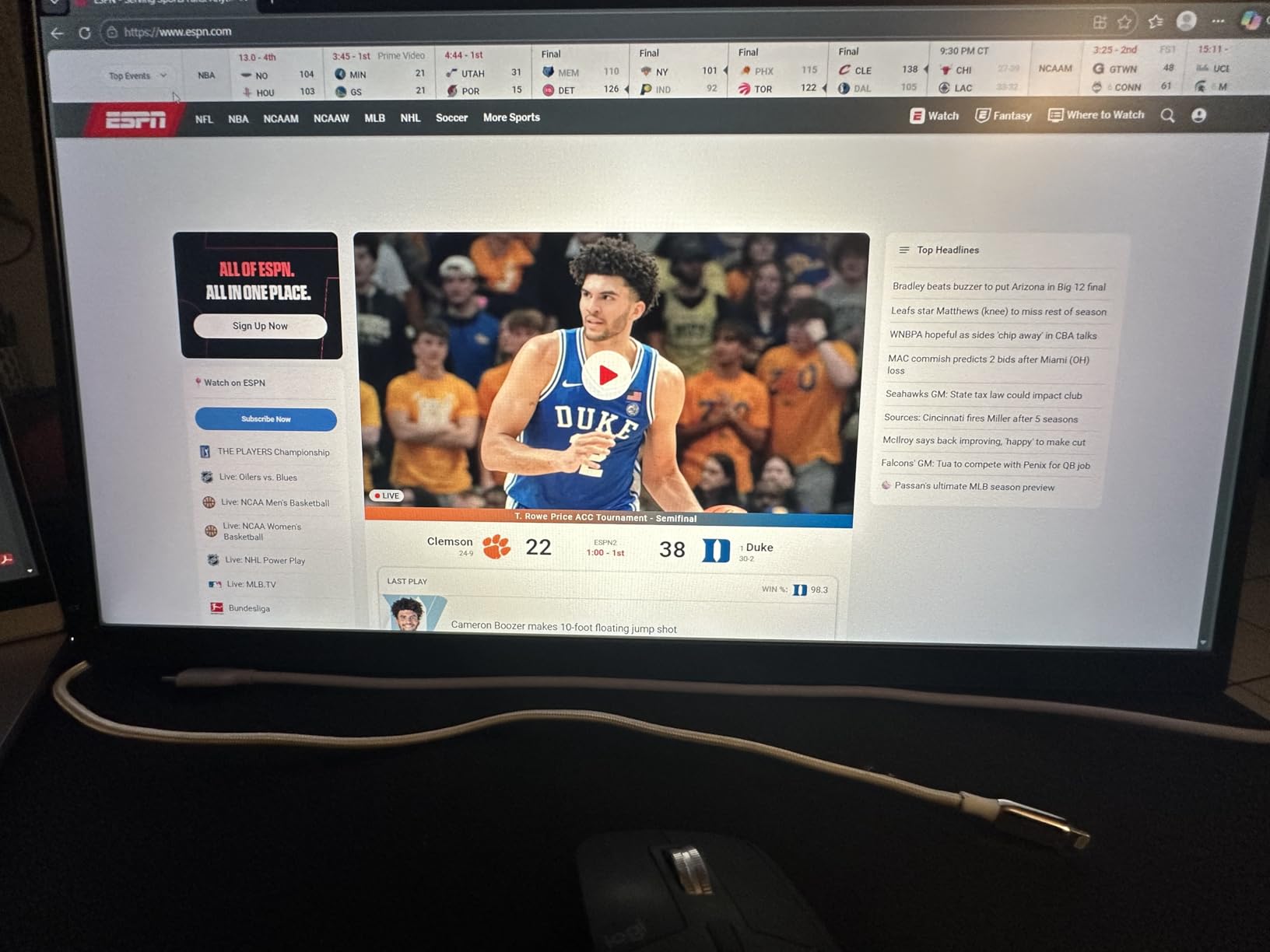 EVICIV Wireless Portable Monitor with 8000mAh Battery, 15.6