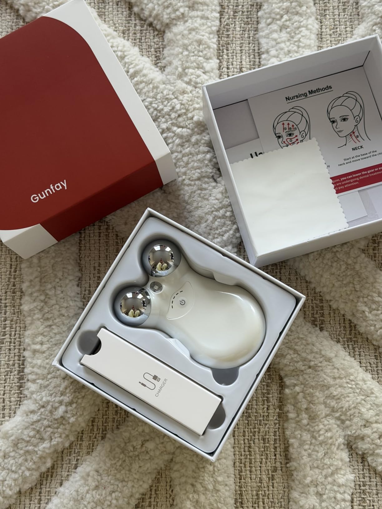 2-in-1 Red Light Microcurrent Facial Device | Enhances Lifting & Firming Capabilities | Reduces Wrinkles and Puffiness | Smart Photon Micro-Current Device, Model: EP-300 customer photo 2