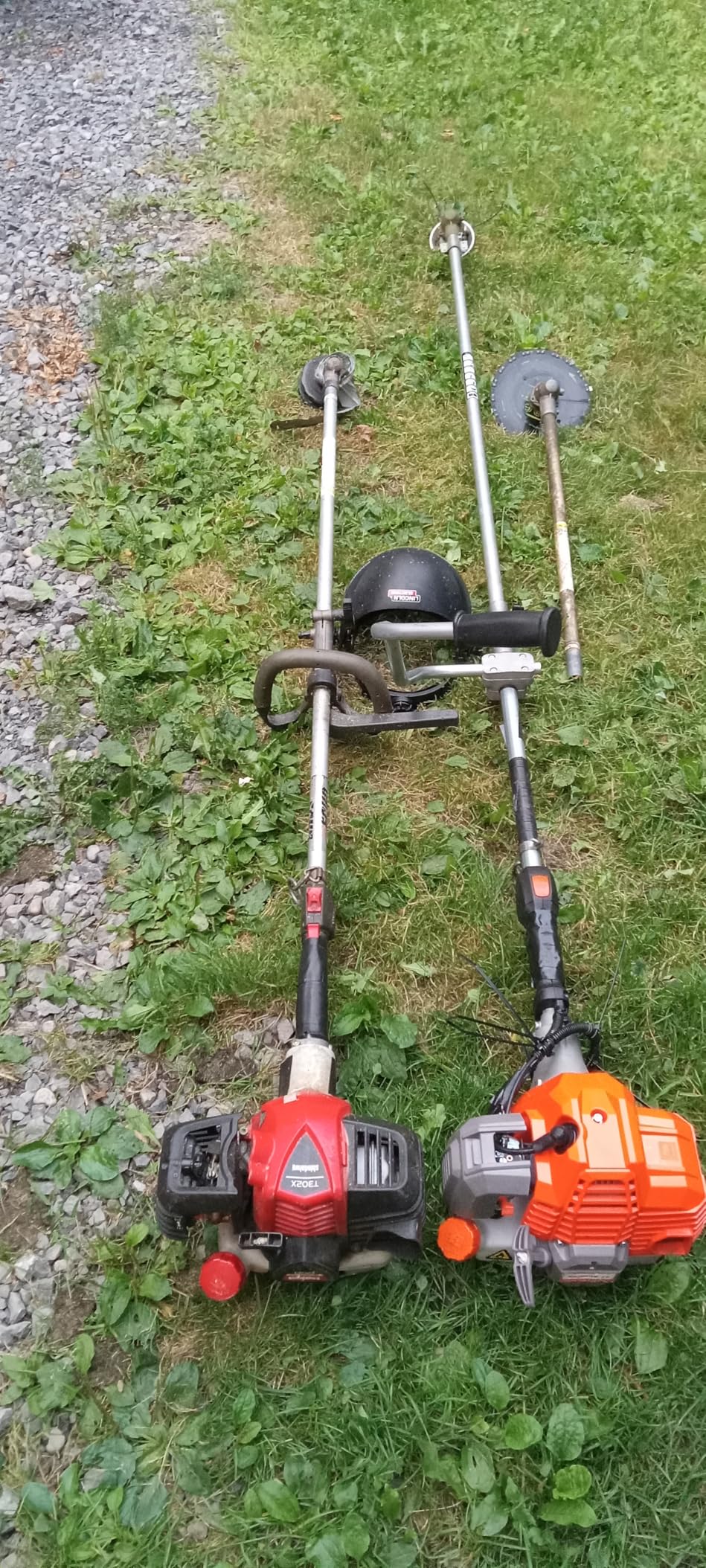 PROYAMA 25.4CC Gas Weed Wacker Eater, 2-Cycle Powerful Brush Cutter, String Trimmer with Easy Spool Trimmer Head, 17in Cutting Path with 40T Alloy Blade & Shoulder Straps for Yard Garden Care customer photo 2