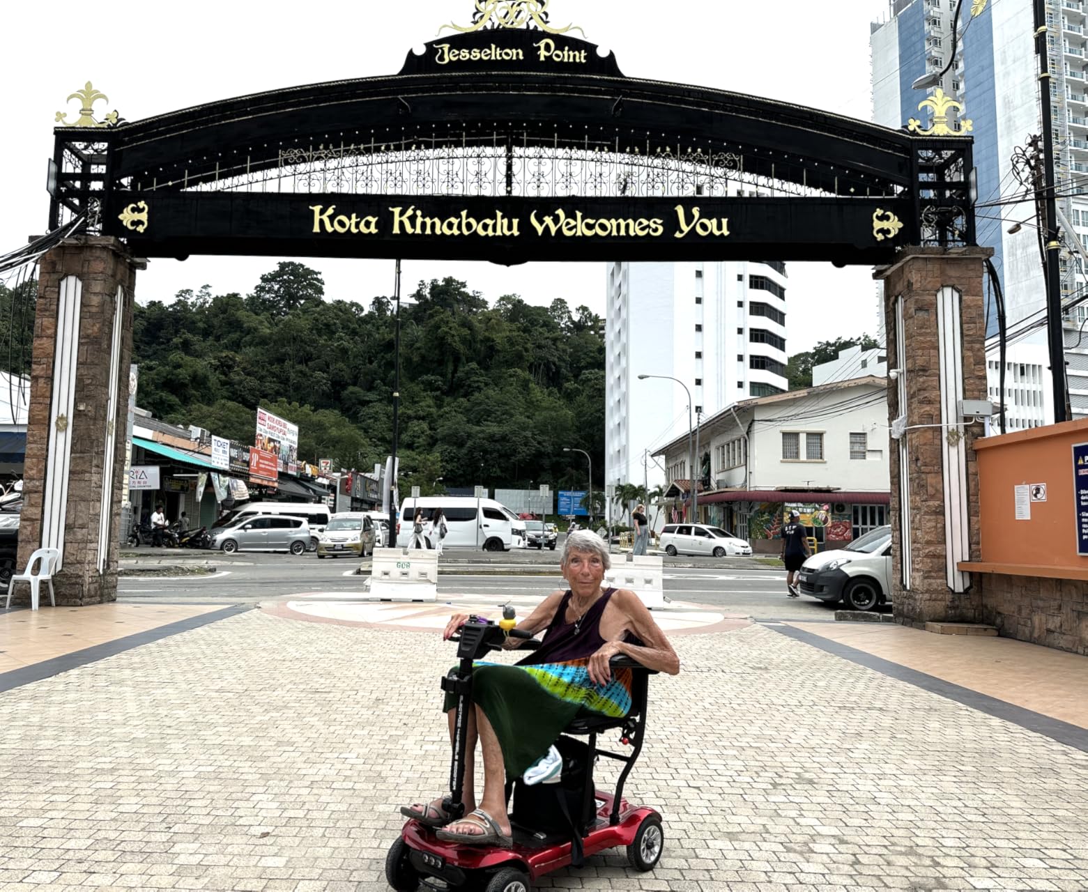 [2026 Upgrade] Aotedor Ultra Lightweight Mobility Scooters for Adults, 36Lbs Foldable Motorized Scooter for Seniors with 2 Lithium Batteries All Terrain Electric Power Scooter Airline Approved customer photo 2