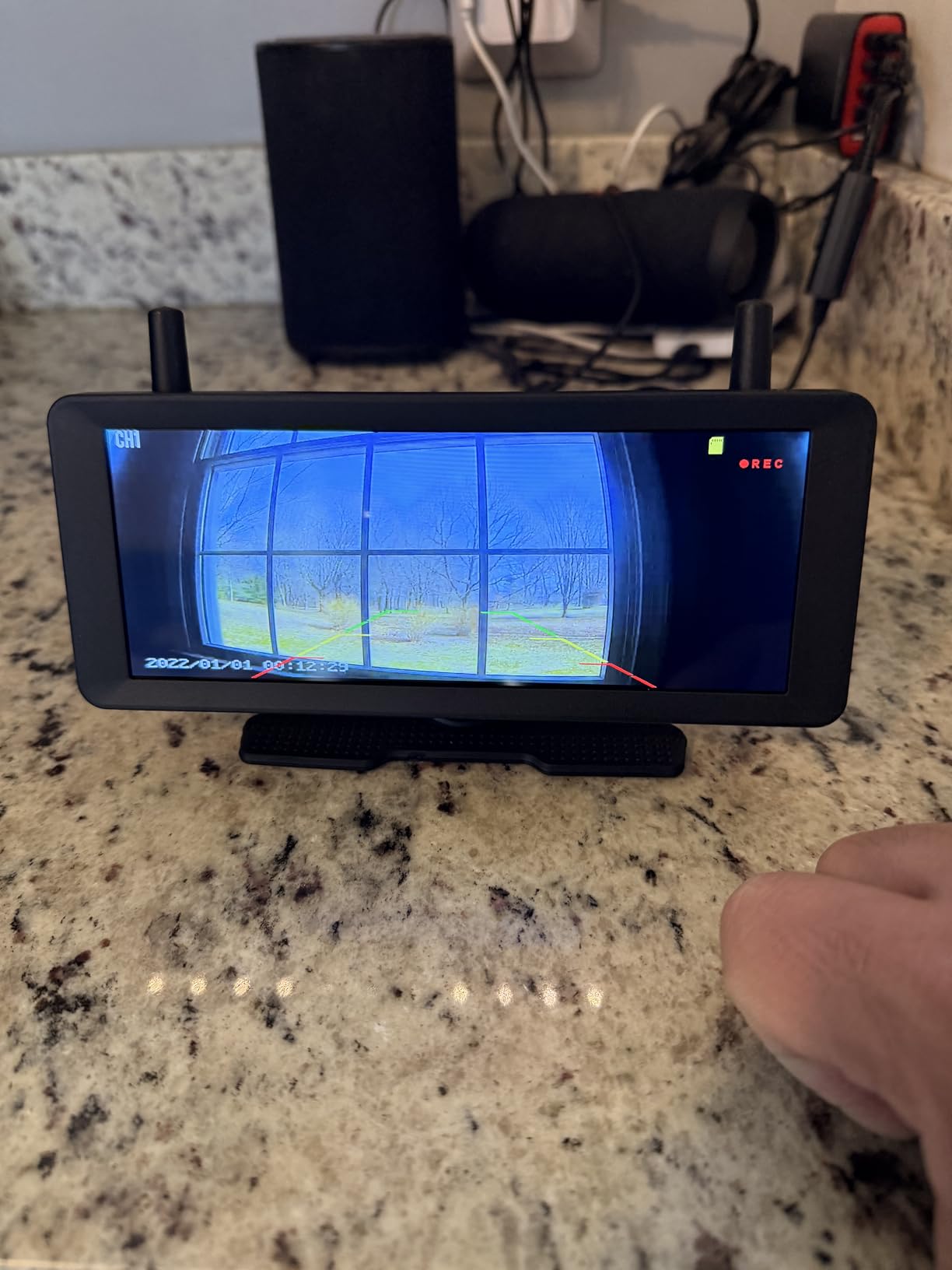 AUTO-VOX Wireless RV Backup Camera: 30Min Plug and Play Setup, Smooth Live View Even Past 60ft, 7.2