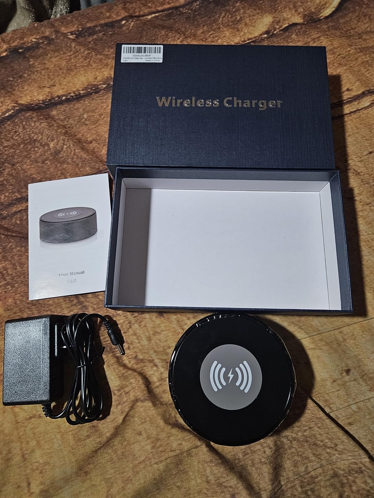 Hidden Camera with Wireless Charger - 1080P HD Spy Camera, 160° Wide-Angle Lens, Motion Detection, Suitable for Home Security Monitoring of Babies/Pets/Nanny(2.4/5G) customer photo 2