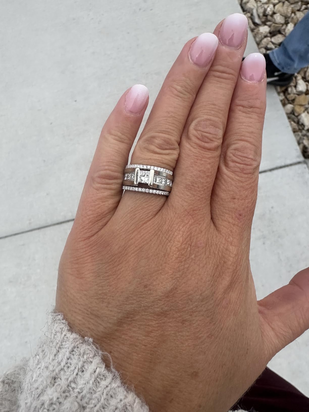 Phniti Ultrasonic Jewelry Cleaner, 47kHz Professional Ultrasonic Retainer Cleaner Machine for Dental Cleaning Three Cleaning Modes, Mouth Guard, Watch, Ring, Diamond, White customer photo 1