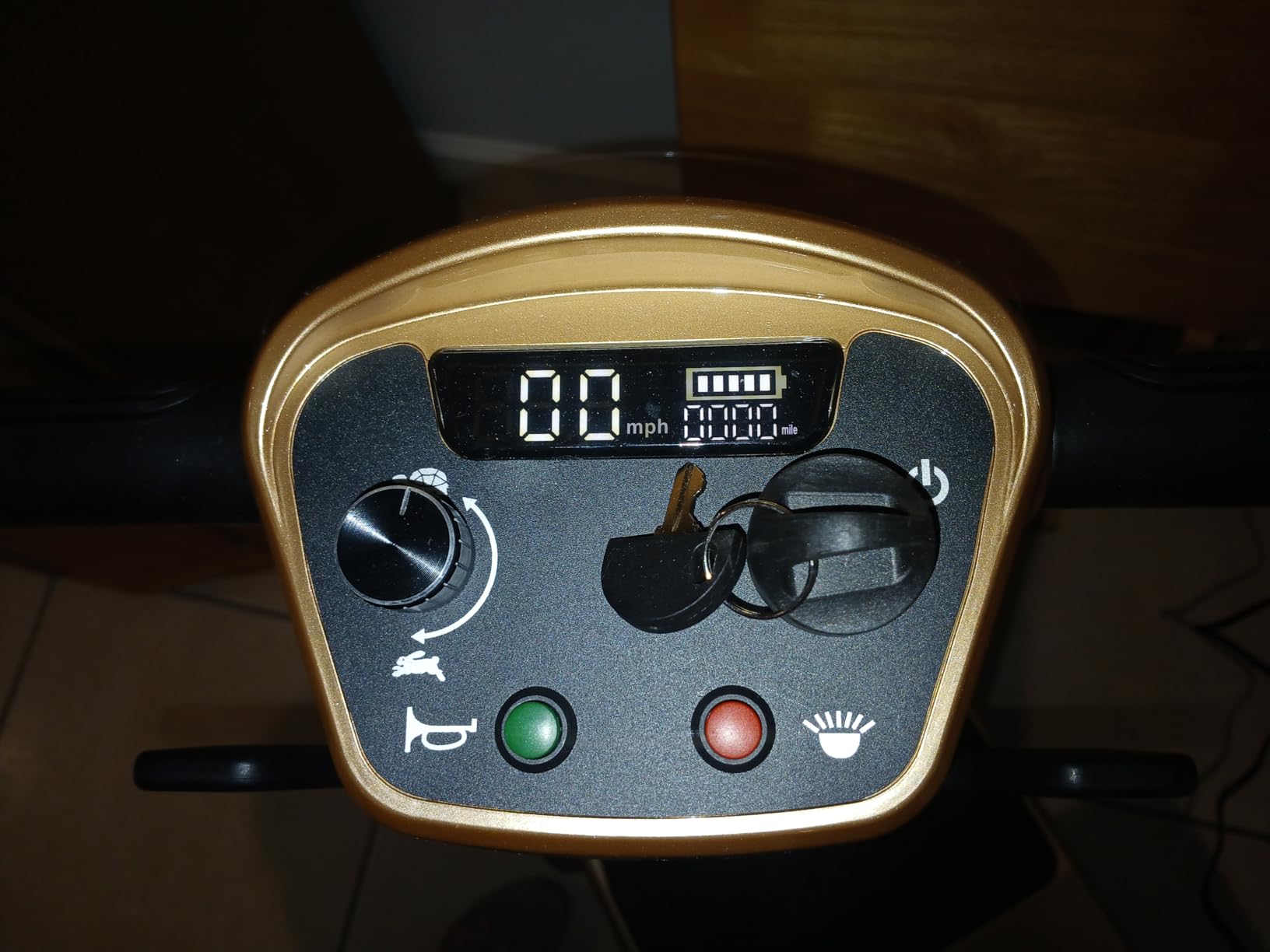 MIHAYO Lightweight 4-Wheel Mobility Scooter for Seniors and Adults, Airline Approved 24 Miles Range Electric Scooter with 280 lbs Capacity, 350W Motor and 112L Storage Wagon, Blue customer photo 2