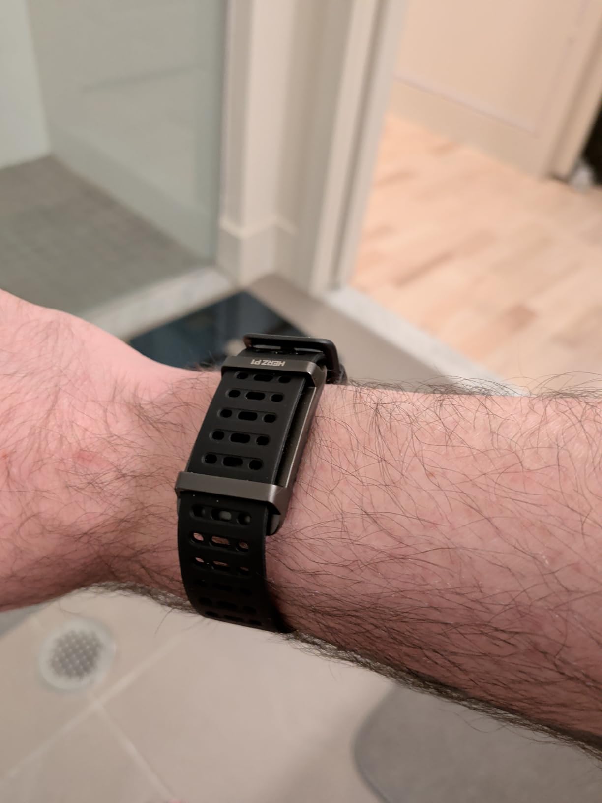 Herz P1 Smart Band Bracelet - Health Wristband Fitness Tracker for Heart Rate, Sleep, Stress, Track Steps, Activity & Body Temperature, 30 Days Battery, Subscription Free App, 1ATM Water Resistant customer photo 1