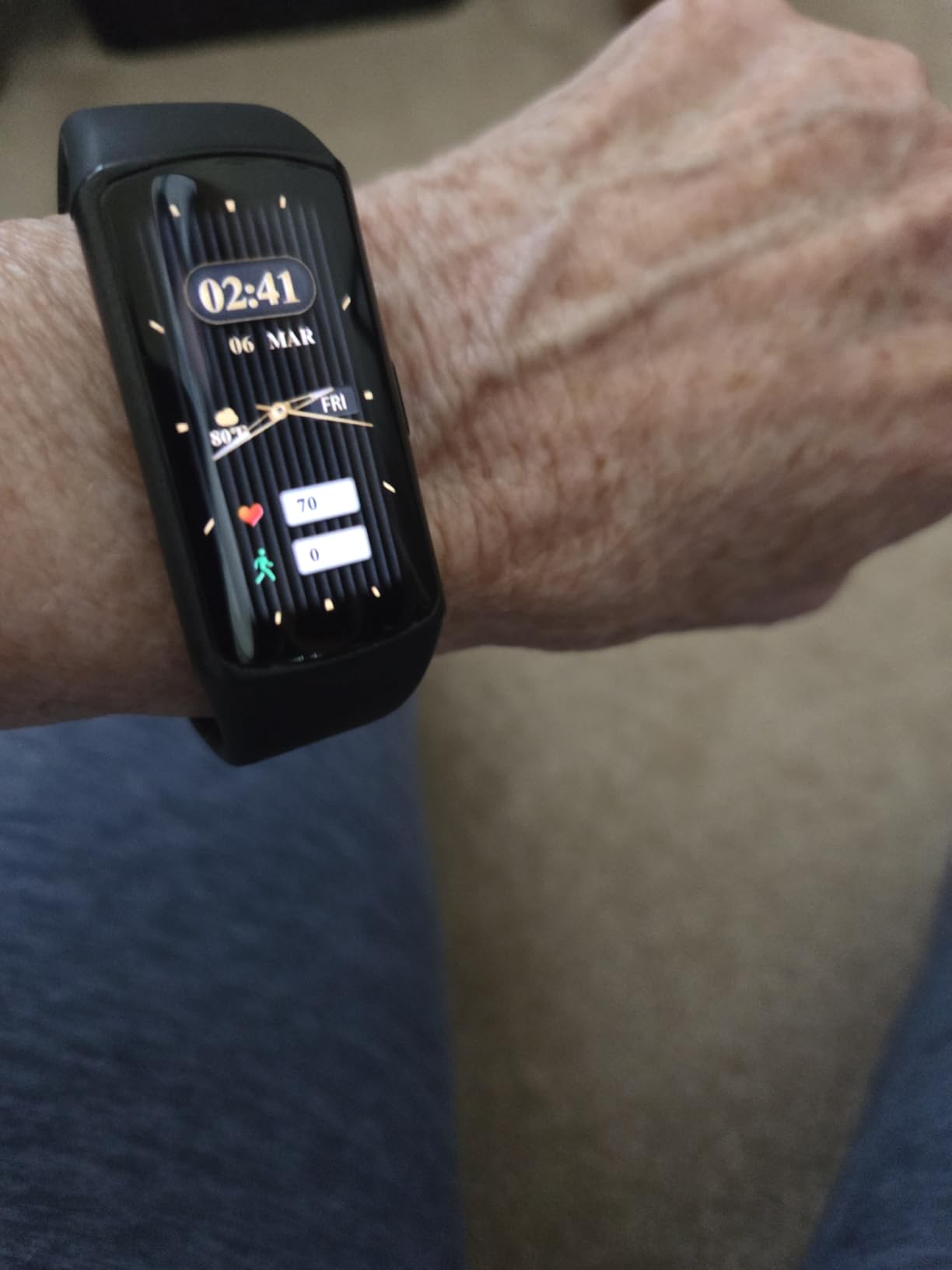 Smart Watch Fitness Tracker with 24/7 Heart Rate, Blood Oxygen Blood Pressure Monitor Sleep Tracker 120 Sports Modes Activity Trackers Step Calorie Counter IP68 Waterproof for Andriod iPhone Women Men customer photo 2