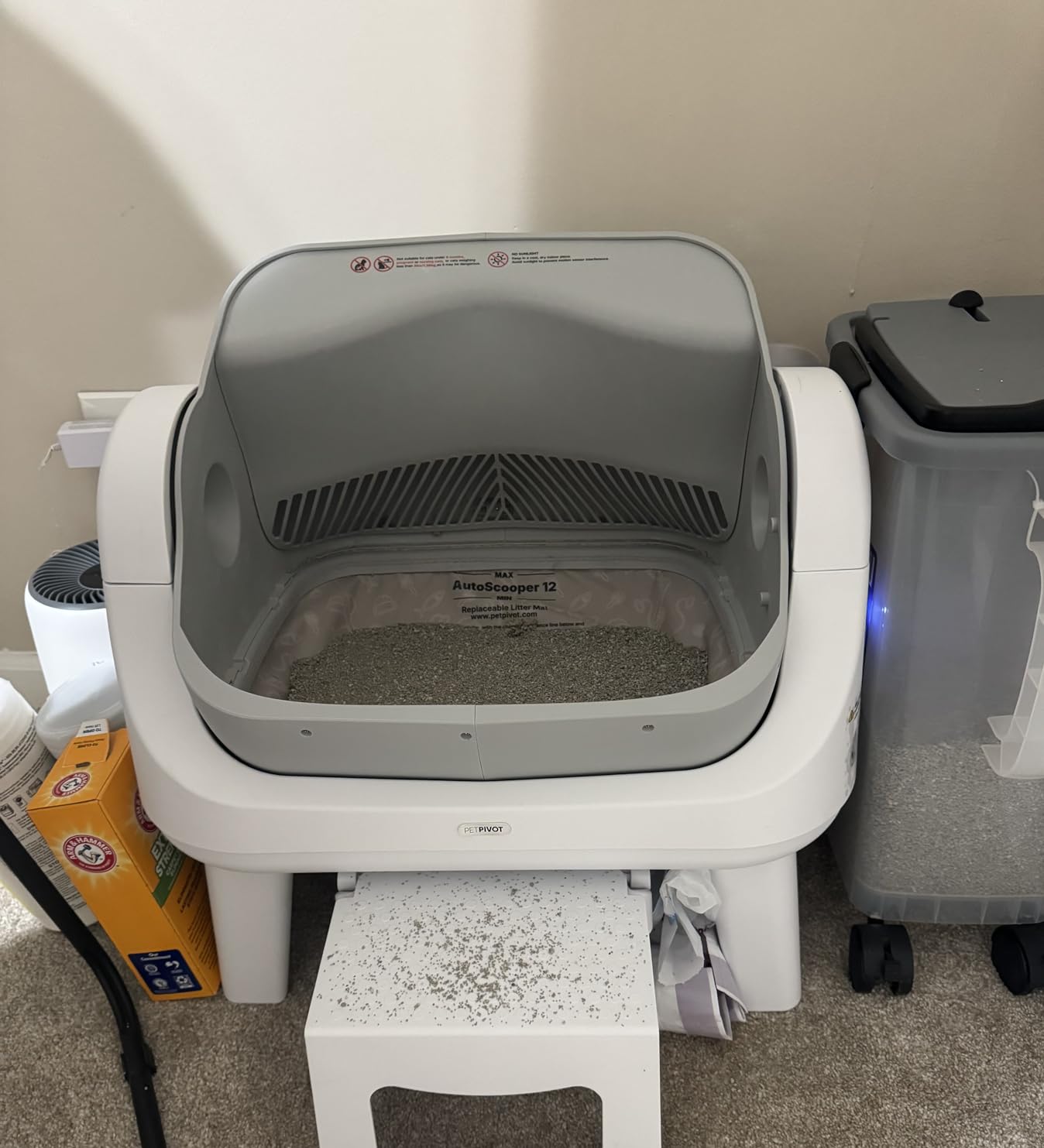 PetPivot Open Top Self Cleaning Cat Litter Box, Automatic Litter Box with 7 Pairs of Safety Sensors, Anti-Pinch Protection and Easy Access Step for Senior Cats, White Grey customer photo 1