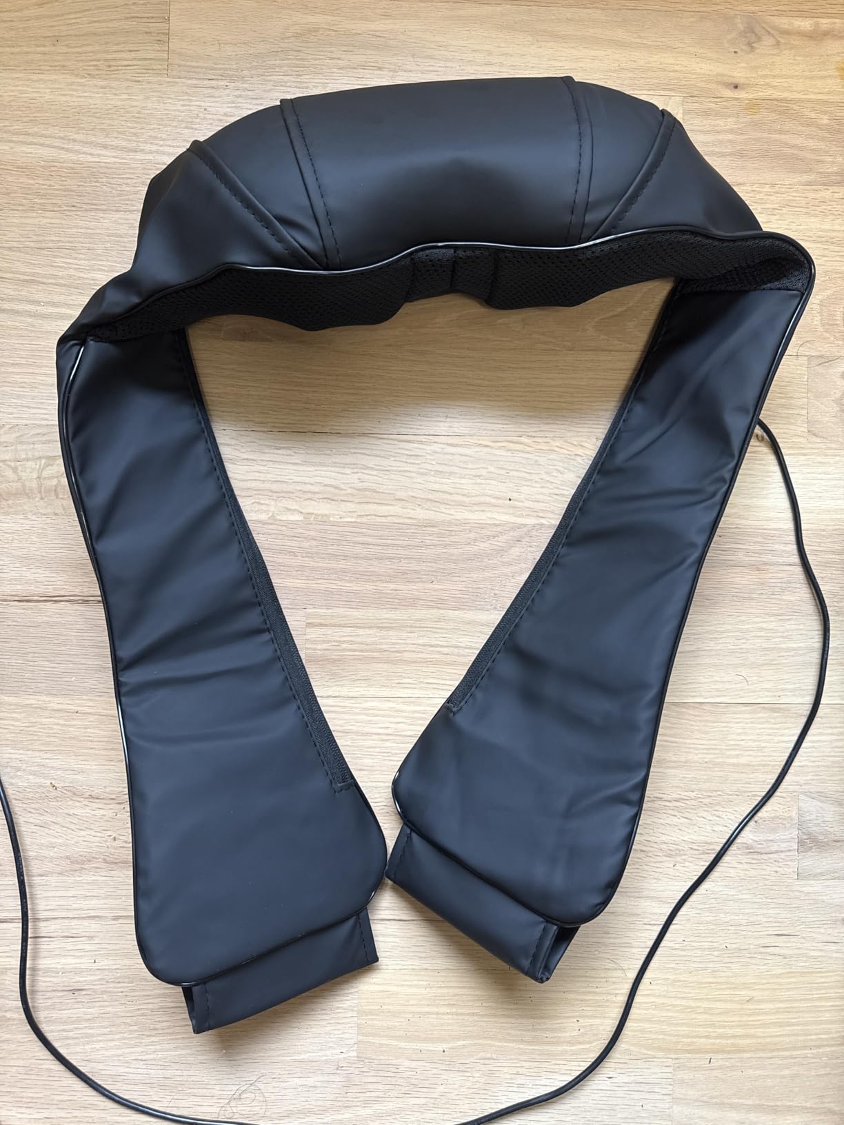 AMZPONY Cordless Neck Massager for Pain Relief Deep Tissue, Rechargeable Shiatsu Neck and Back Massager with Heat Kneading Shoulder Massage for Body Muscle Pain Relief, Gifts for Dad Mom Friends customer photo 1