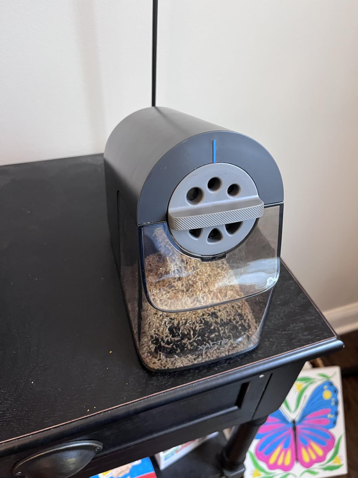 X-ACTO School Pro Classroom Electric Pencil Sharpener, Blue, 1 Count customer photo 2