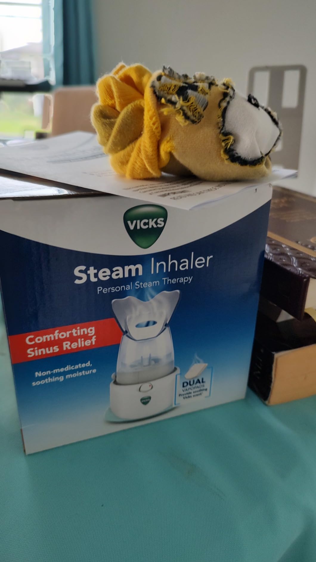 Vicks Personal Steam Inhaler for Targeted, Natural Steam Relief for Allergies, Congestion, Cough & Colds, and Sinus Irritation, Use with VapoPads - 1 Included customer photo 1