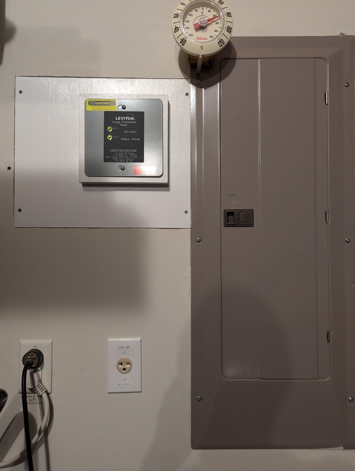 Leviton 120/240 Volt Panel Protector, 4-Mode Protection, Light Commercial/Residential Grade, In NEMA 1 Enclosure, 51120-1 customer photo 2