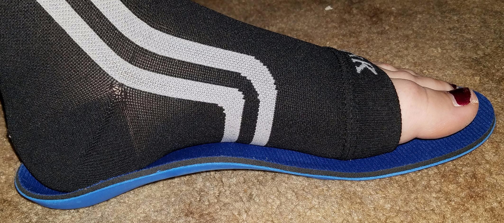 PowerStep Pinnacle Insoles, Orthotics for Plantar Fasciitis Relief, Made in USA Orthotic Insoles, Arch Support Inserts with Moderate Pronation, #1 Podiatrist Recommended customer photo 1