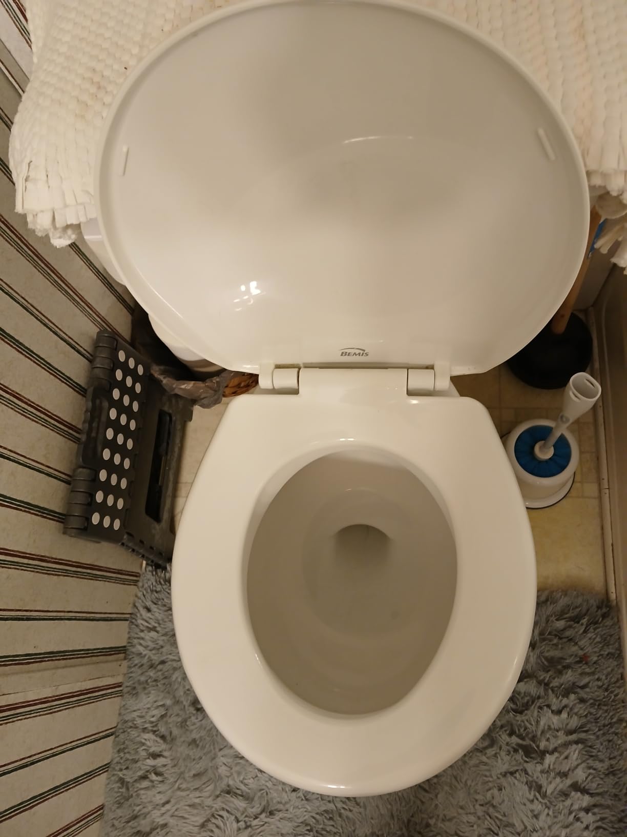 Carex Toilet Seat Riser, Elongated Raised Toilet Seat Adds 3.5 inches to Toilet Height, for Assistance Bending or Sitting, 300 Pound Weight Capacity Toilet Riser customer photo 1