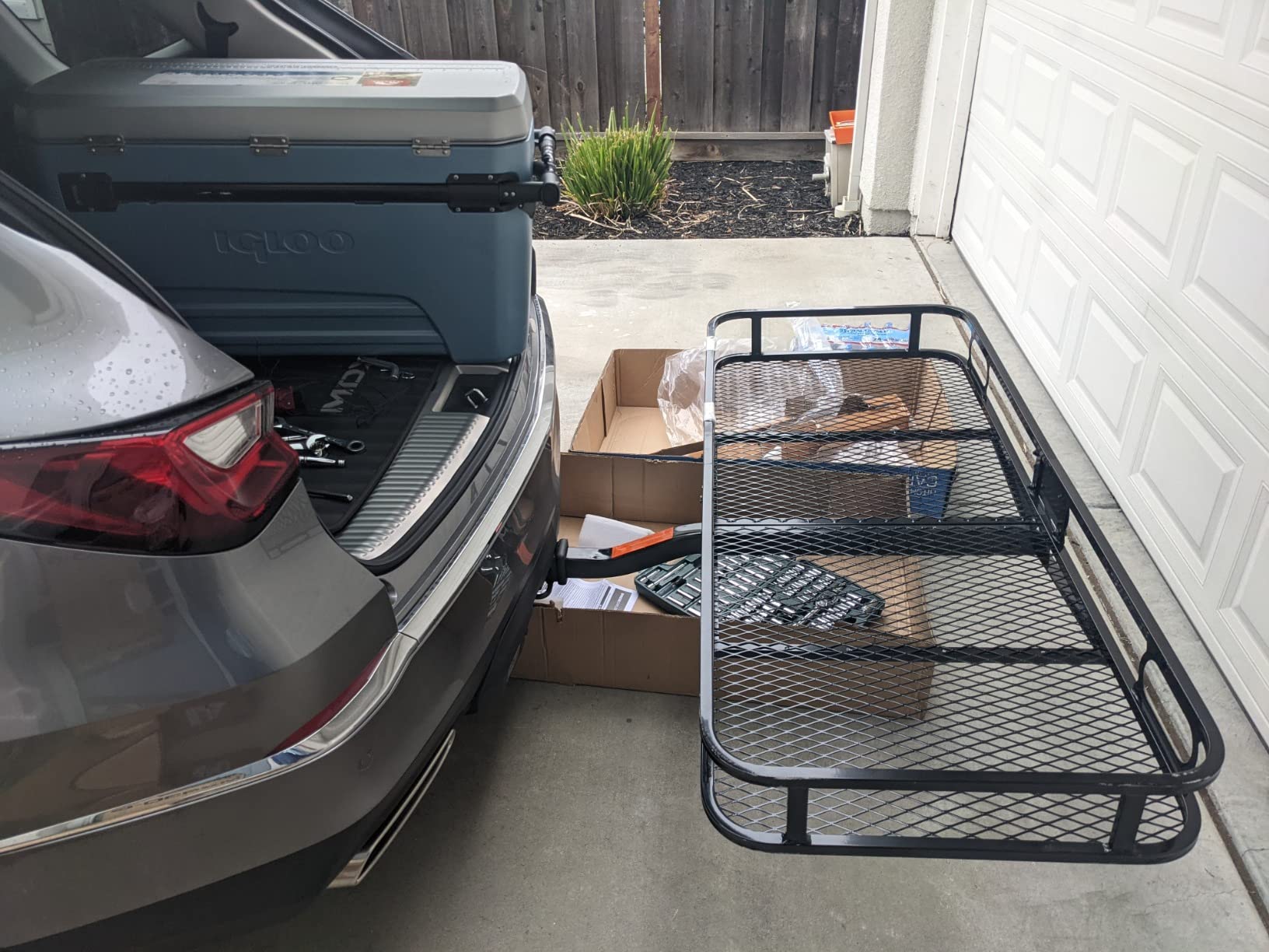 REESE Explore 63153 Rambler Hitch Mount Cargo Carrier, 60 X 24 Inches, Fits 2 Inch Receivers, 500 lbs. Capacity customer photo 1