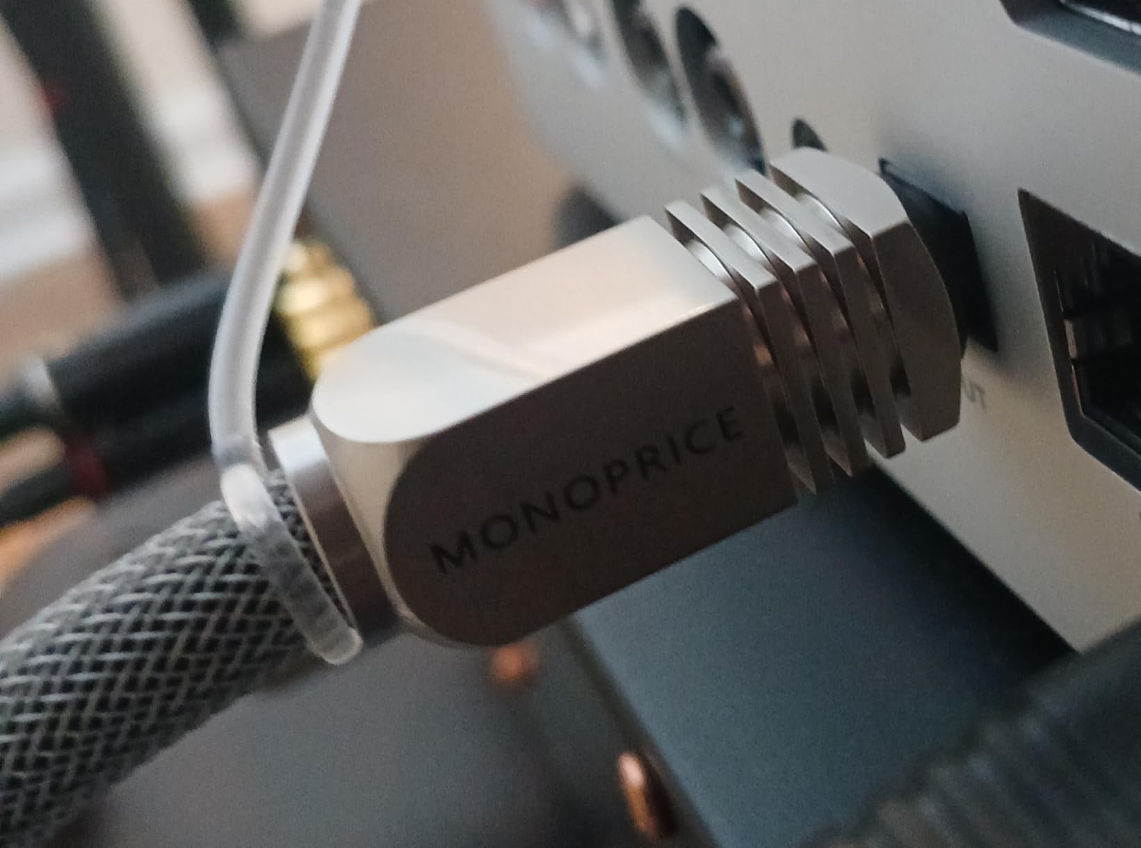 Monoprice Premium S/PDIF Digital Optical Audio Cable - Heavy Duty Mesh Jacket, Metal Connector Heads, 6 Feet, Silver customer photo 1