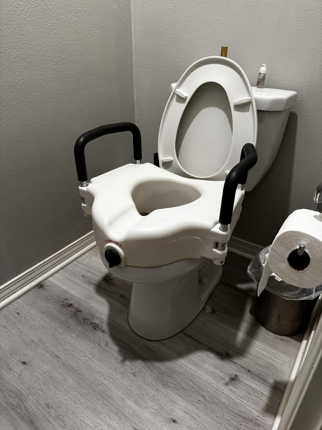 Drive Medical 2-in-1 Raised Toilet Seat with Removable Padded Arms - Elevated Bathroom Safety Support - Secure Locking Attachment - Easy Height Assistance - Durable Construction, Standard Toilets customer photo 2
