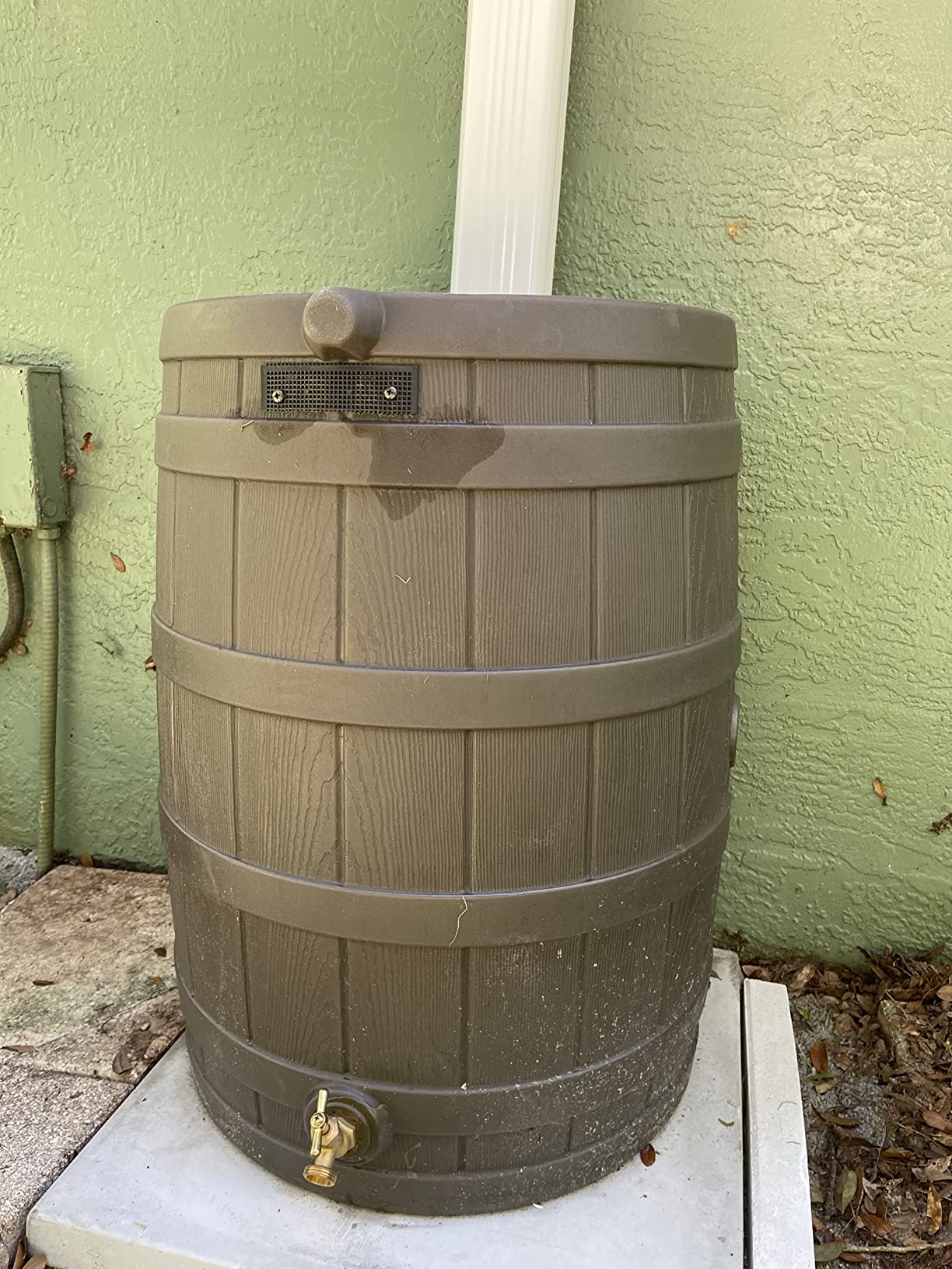 Good Ideas Rain Wizard Water Collection Plastic Barrel, Oak, 50 Gallon - Linkable Flat-Back Faux Wood Rainwater Catcher Storage Drum w/ Robust Metal Spigot & Fine Mesh Screen customer photo 2