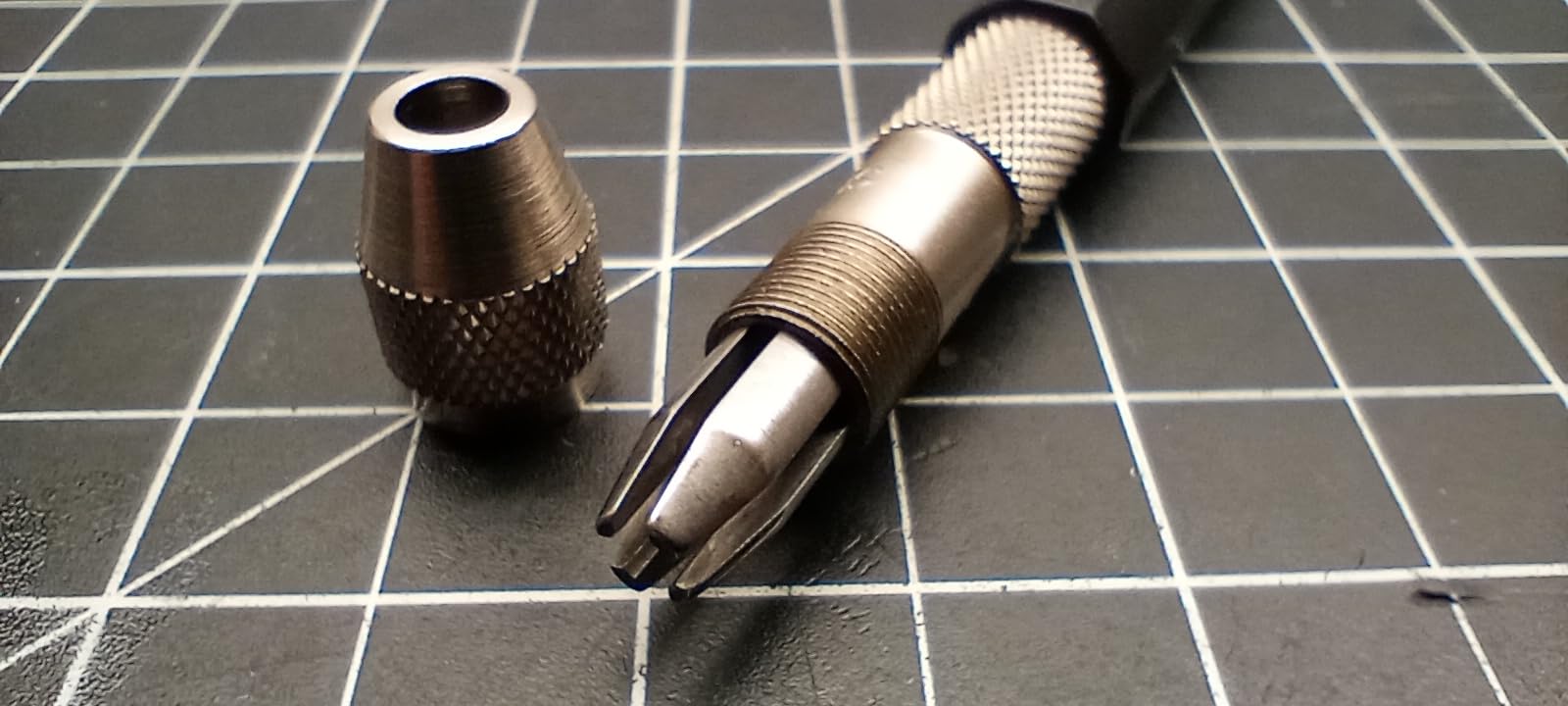 Starrett Pin Vise with Insulated, Octagonal Handles, Smaller Body Diameter, and Special Tapered Collet for Maximum Clamping Surface - .050-.125