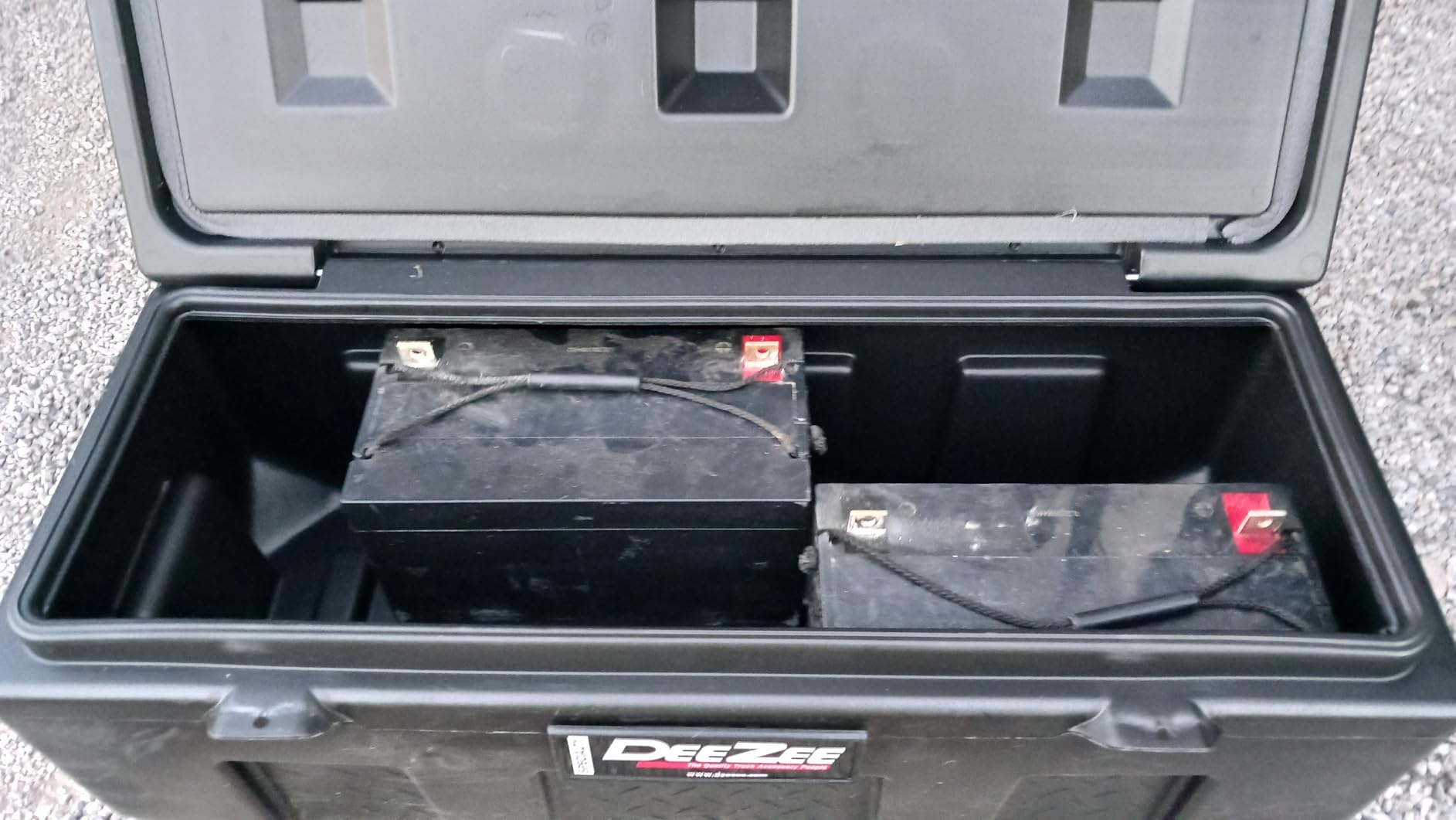 Dee Zee DZ6535P Poly Plastic Storage Chest customer photo 2