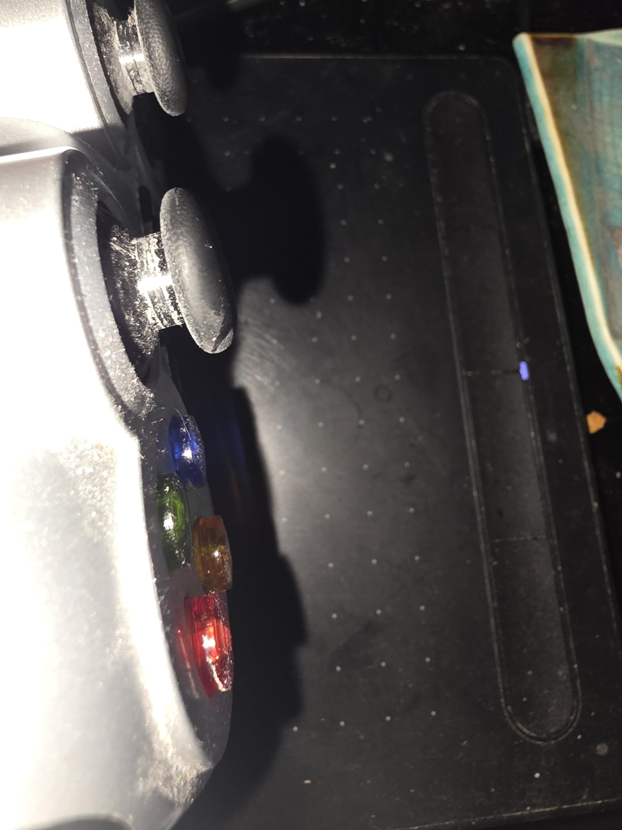 Logitech G F710 Wireless Gamepad, 2.4 GHz Wireless with USB Nano-Receiver, Controller Dual Vibration Feedback, 4 Switch D-Pad, PC - Grey/Black customer photo 2