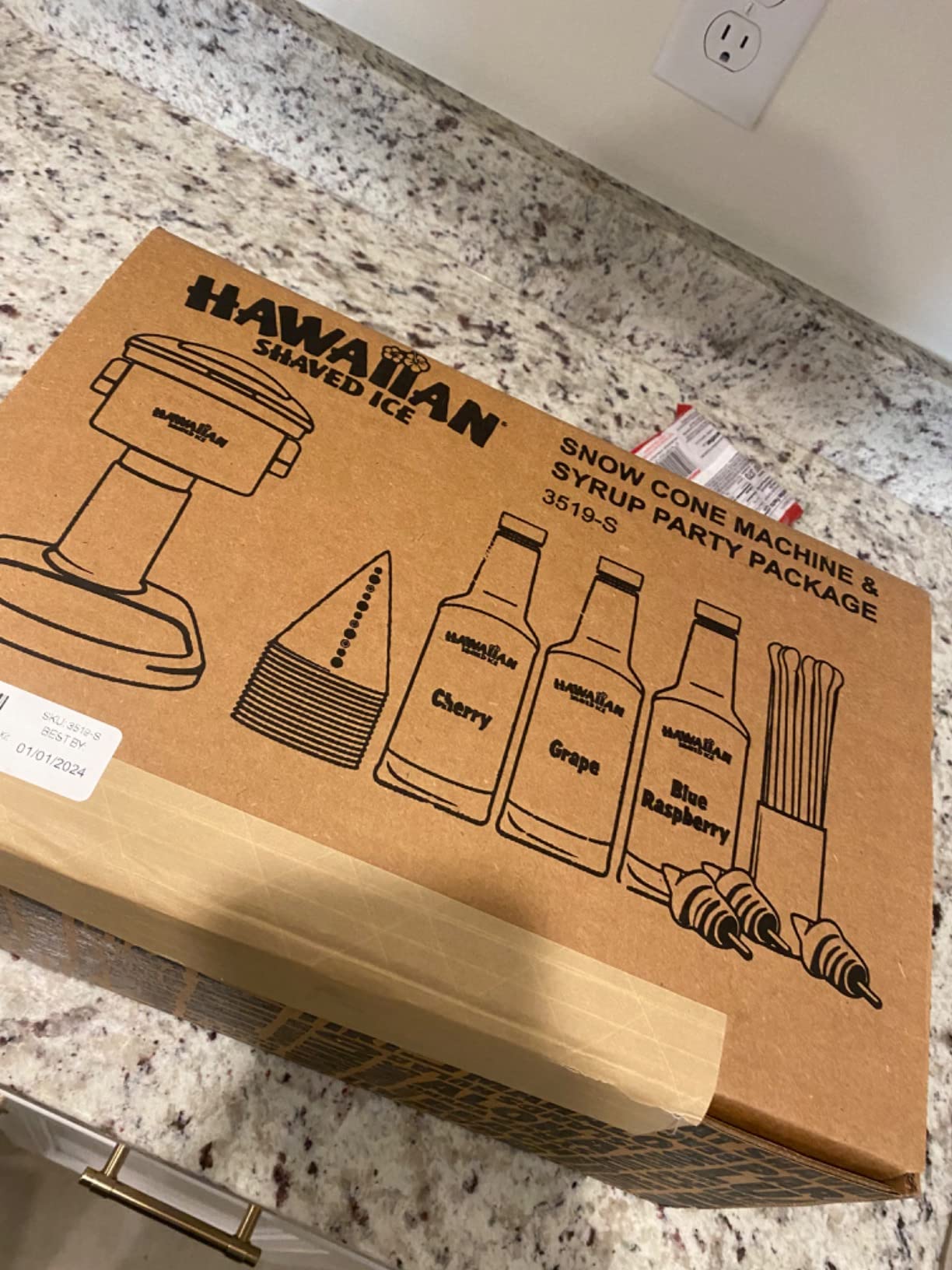 Hawaiian Shaved Ice S700 Kid-Friendly Snow Cone Machine Kit with 3-16oz. Syrup Flavors: Cherry, Grape, and Blue Raspberry, Plus 25 Snow Cone Cups, 25 Spoon Straws, and 3 Black Bottle Pourers customer photo 2