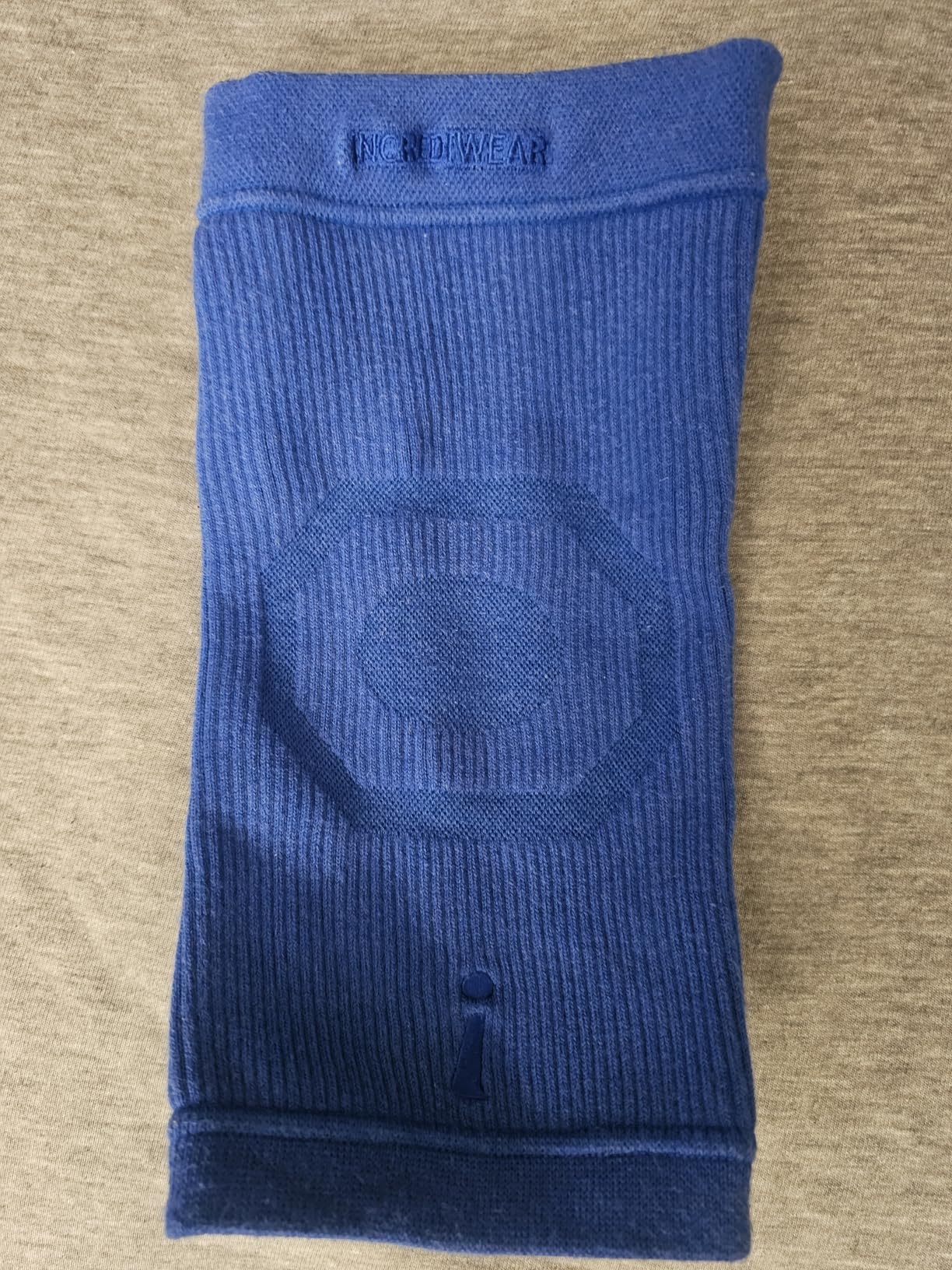 Incrediwear Knee Sleeve - Knee Braces for Knee Pain, Joint Pain Relief, Swelling, Inflammation Relief, and Circulation, Knee Support for Women and Men customer photo 2