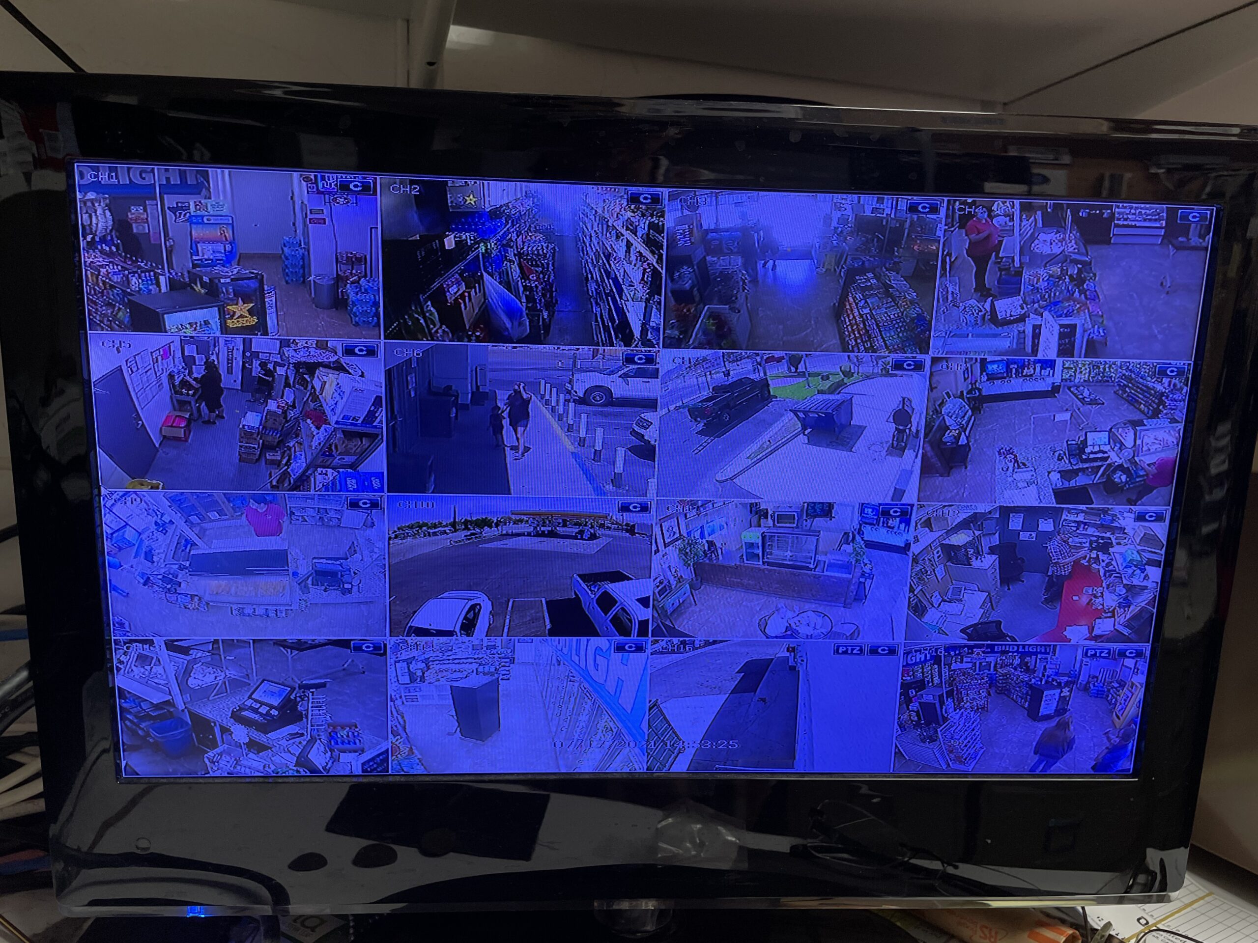 GAWKER G1083PDIR Dome CCTV Security Camera, 1080P HD-TVI/AHD/CVI and CVBS(Default) Video Out switchable, True Day&Night, IP66 Vandal Proof, 2.8-12mm Lens, IR Smart, DC12V/AC24V customer photo 2