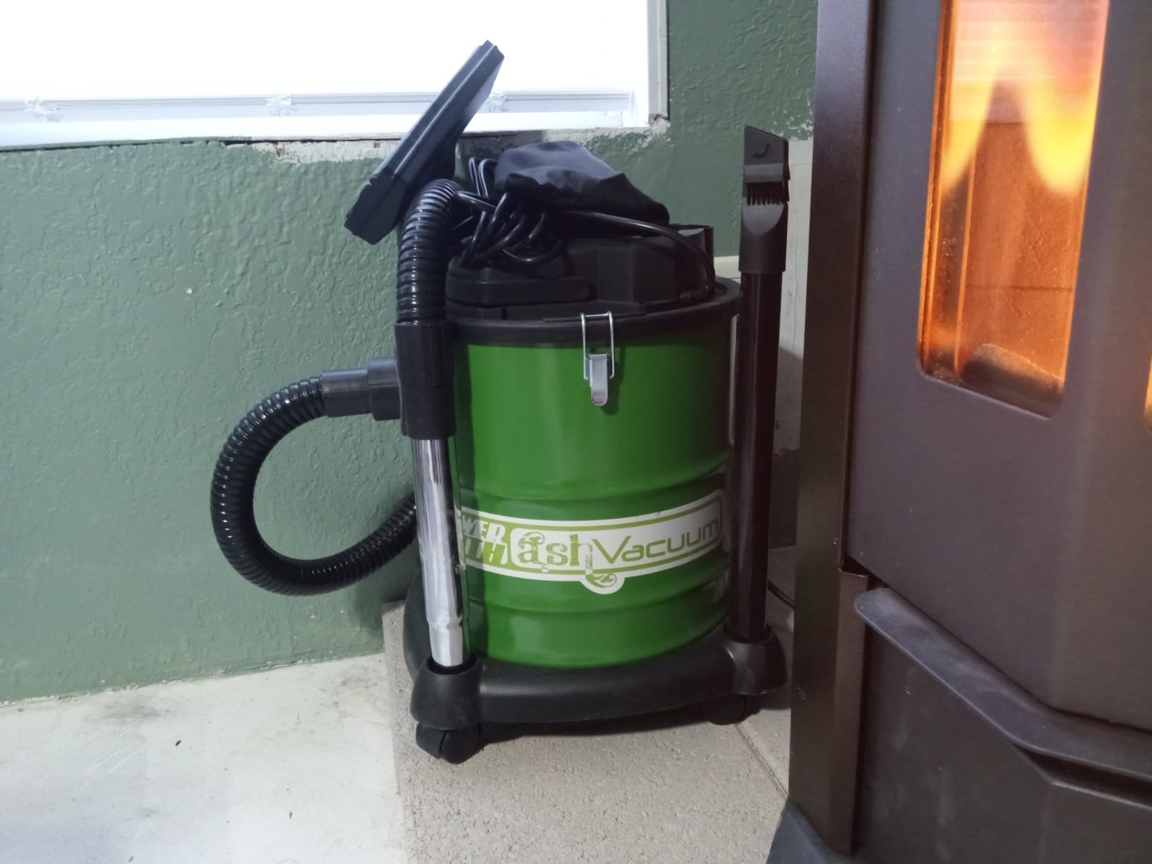 PowerSmith PAVC101 10 Amp Ash Vacuum customer photo 1