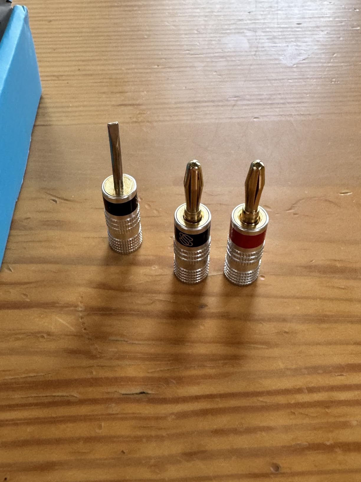 Sewell Silverback Banana Plugs, 24k Gold Dual Screw Lock Speaker Connector, 12 Pairs customer photo 1