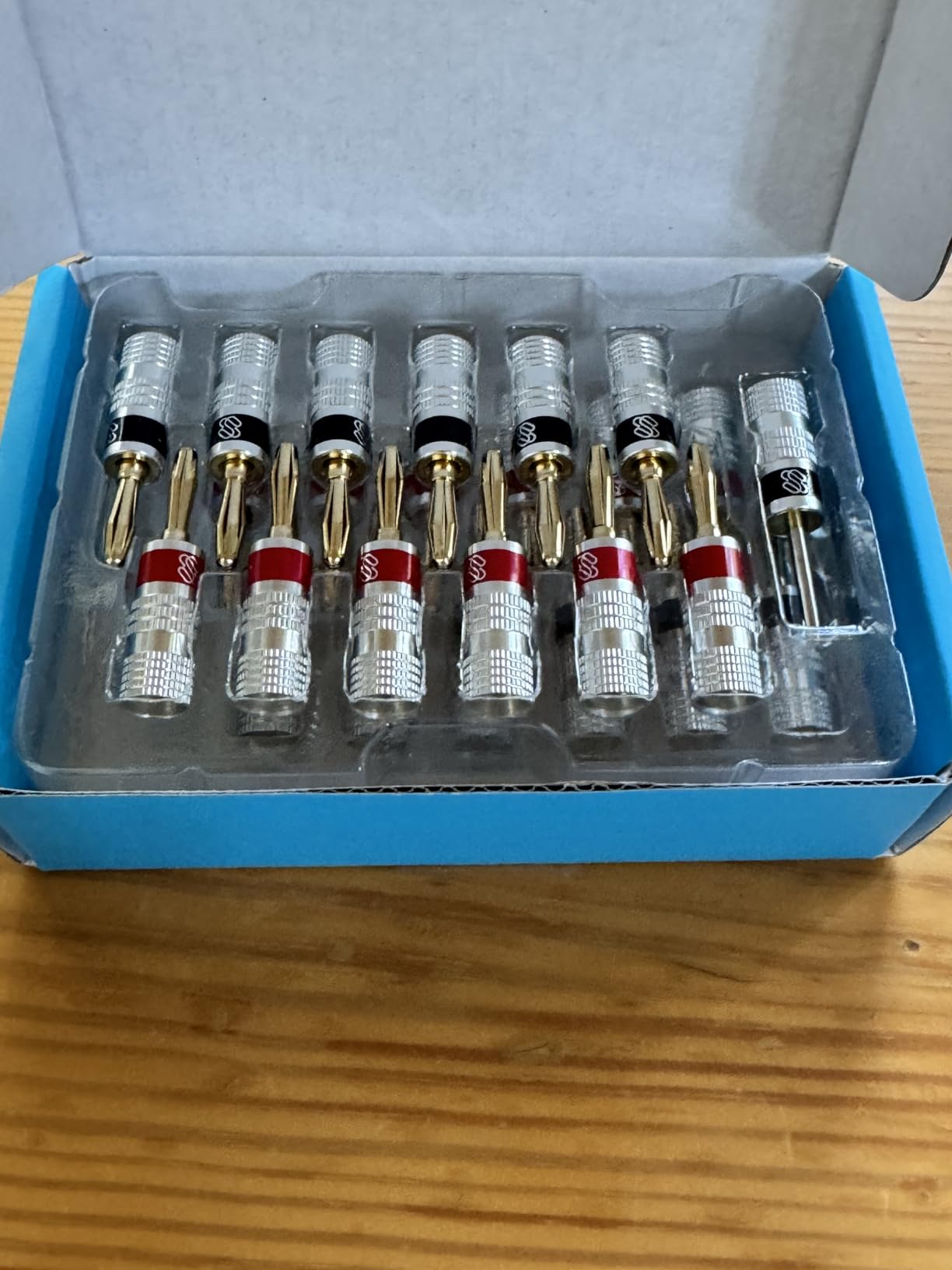 Sewell Silverback Banana Plugs, 24k Gold Dual Screw Lock Speaker Connector, 12 Pairs customer photo 2