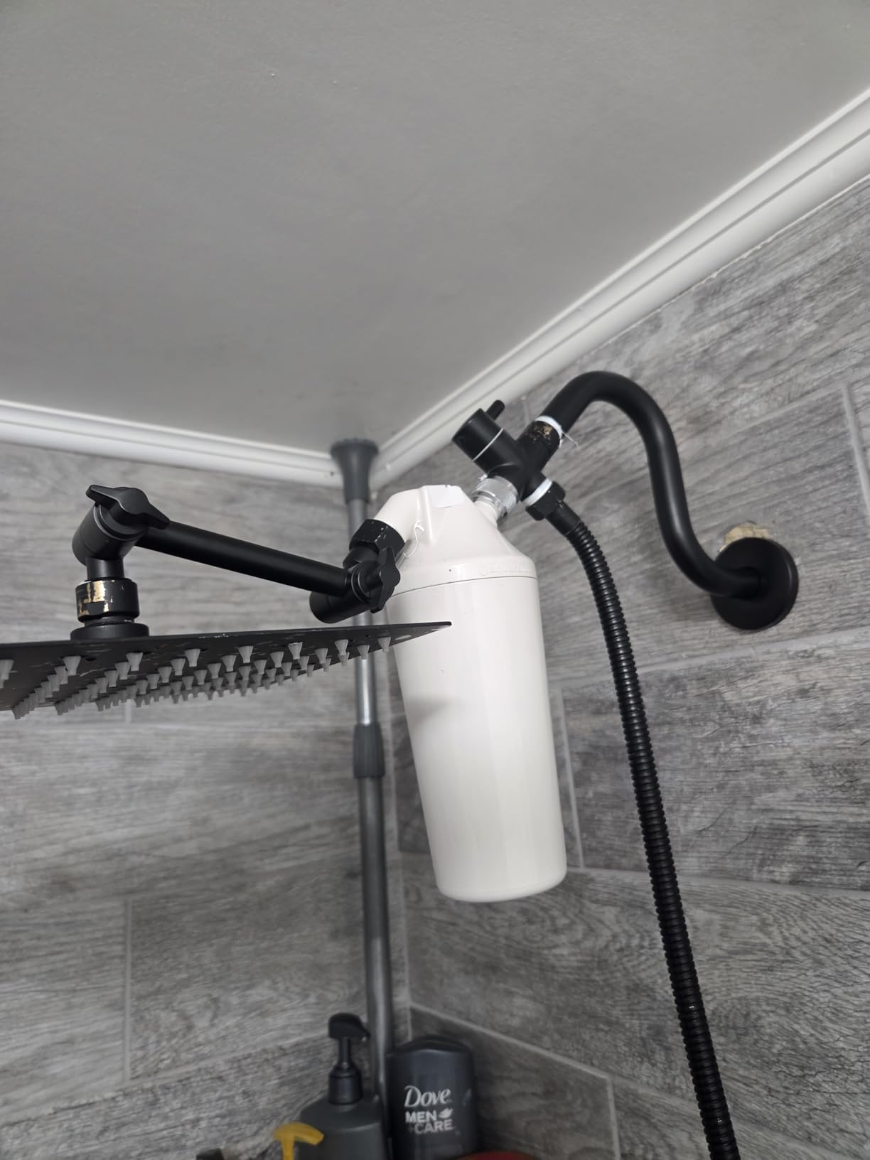 Aquasana Shower Filter | Dermatologist-recommended for softer, healthier skin & hair | Proven to reduce 90% of chlorine for 6 months | High pressure | Use your own shower head | AQ-4100NSH customer photo 1