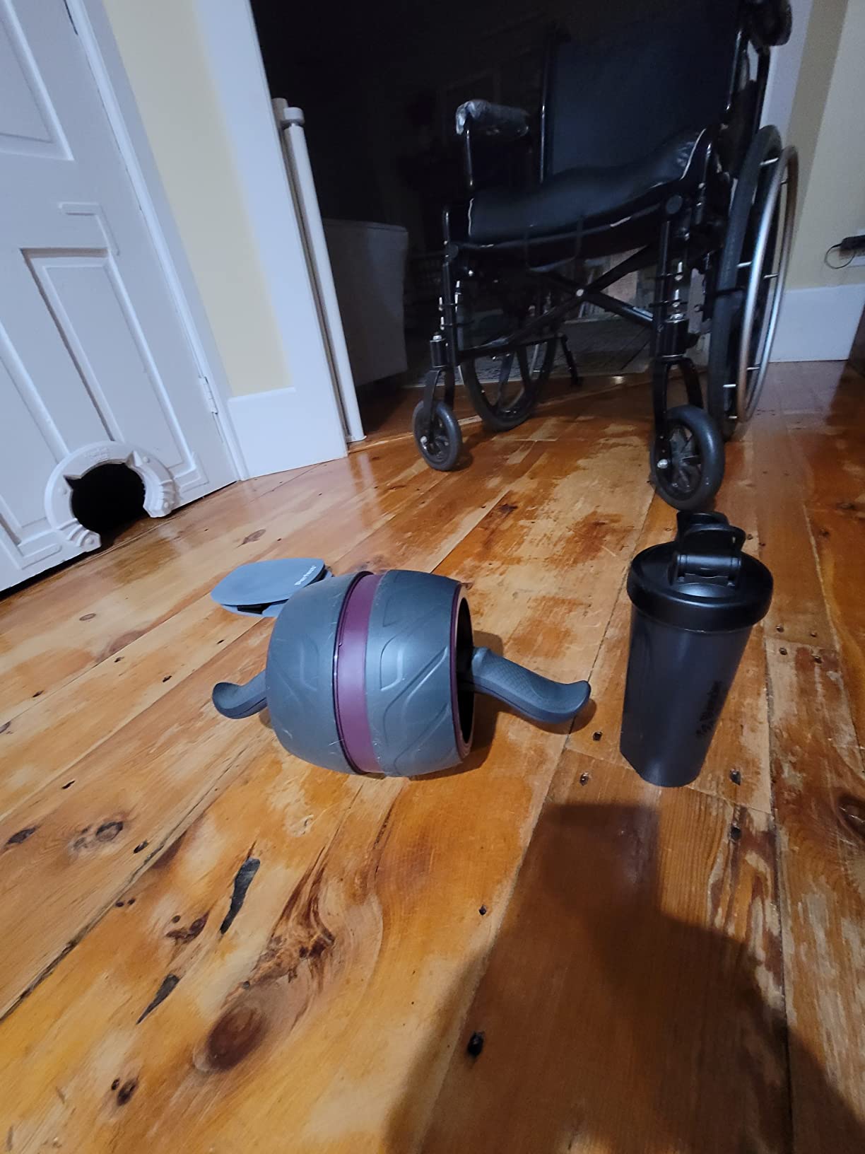 Perfect Fitness Ab Carver Roller Wheel With Built In Spring Resistance, At Home Core Workout Equipment customer photo 1