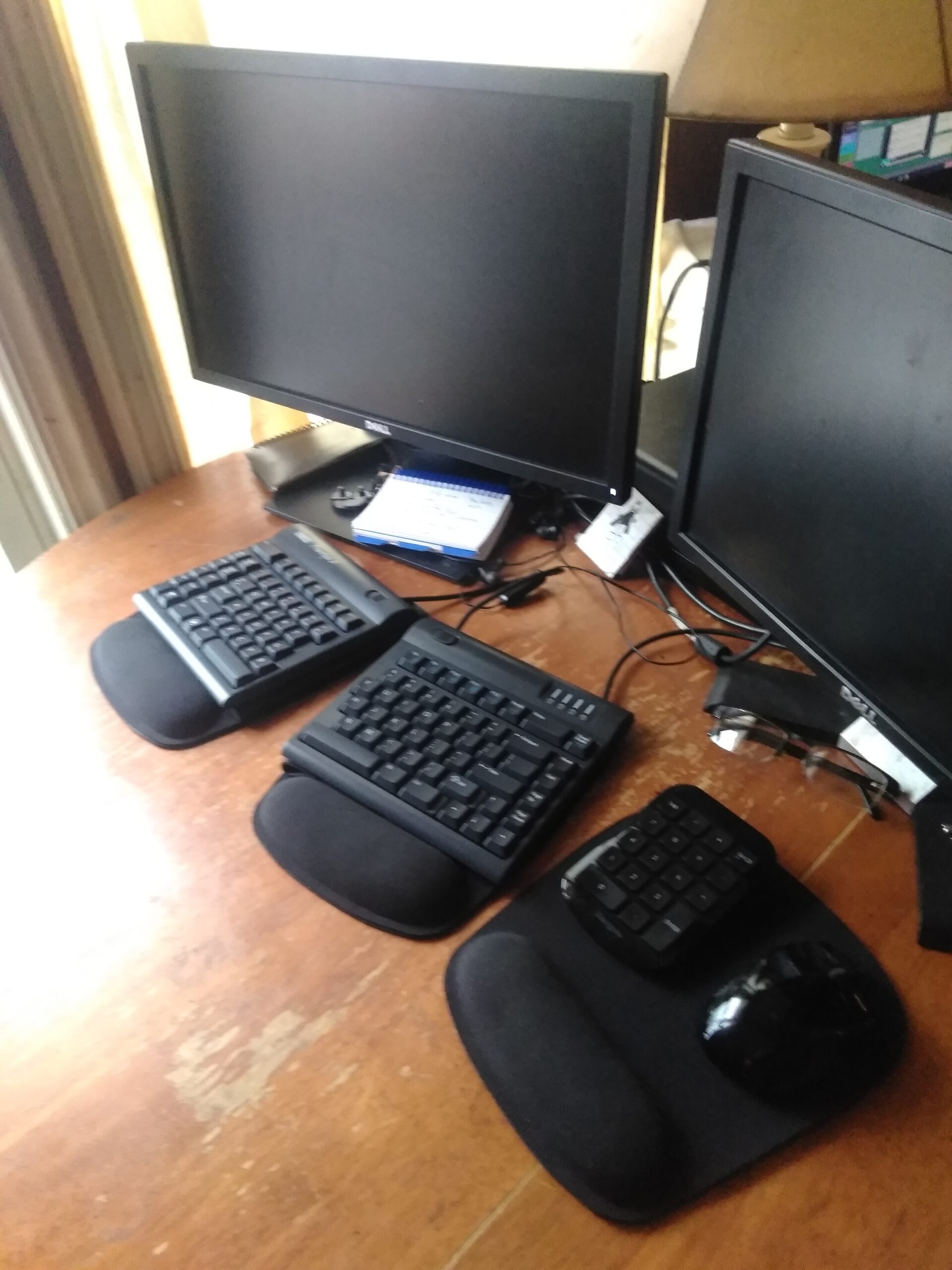 Kinesis Freestyle2 Ergonomic Keyboard for PC - 9 Inch Separation customer photo 2