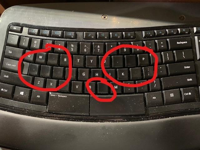 Microsoft Sculpt Comfort Desktop - Ergonomic Keyboard and Mouse Combo with Cushioned Palm Rest customer photo 2