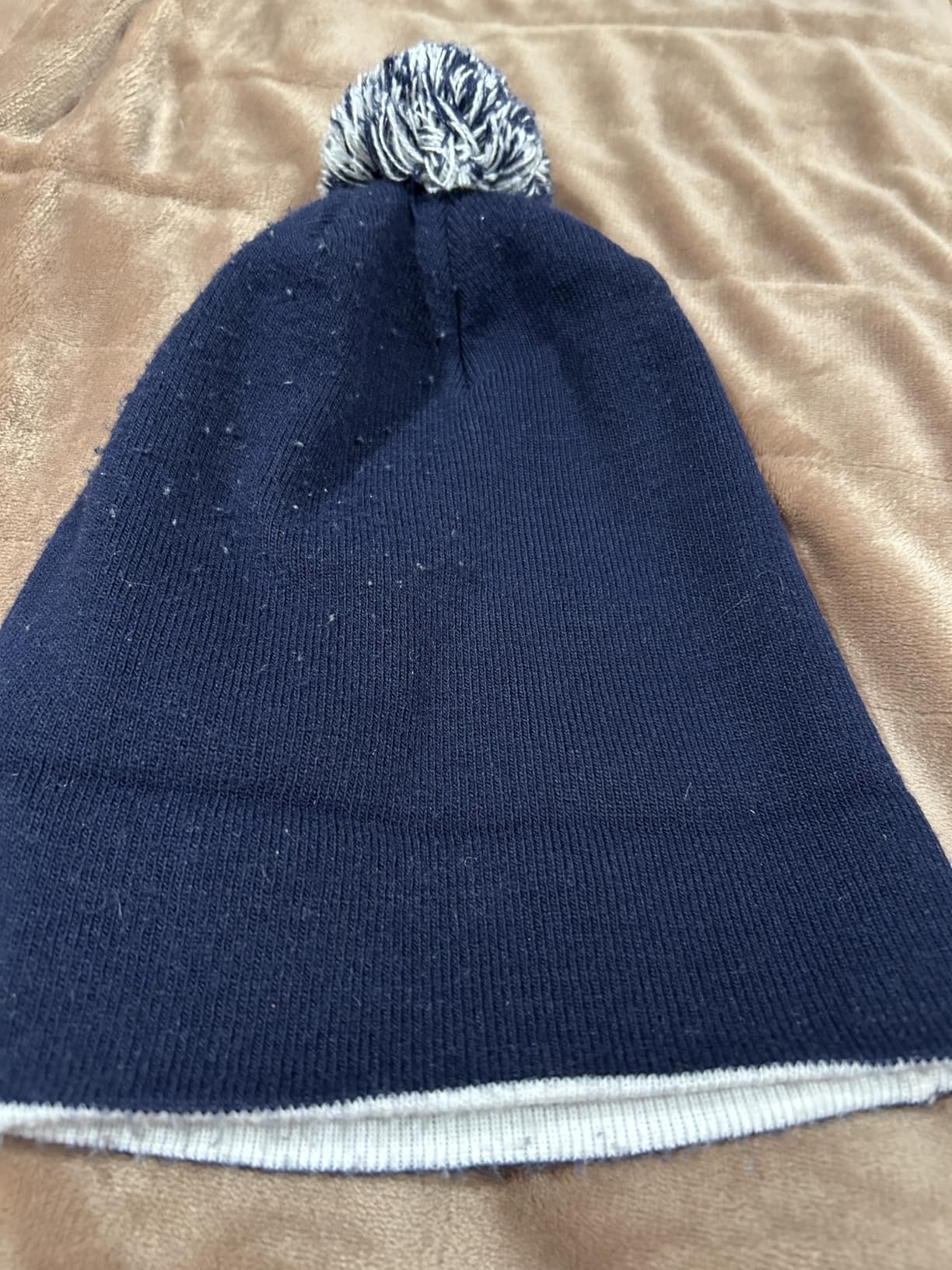 Philips Fabric Shaver, Removes Fabric Pills, Suitable for All Garments, Large Blade Surface, Cleaning Brush, Includes Batteries, Blue (GC026/00) customer photo 2