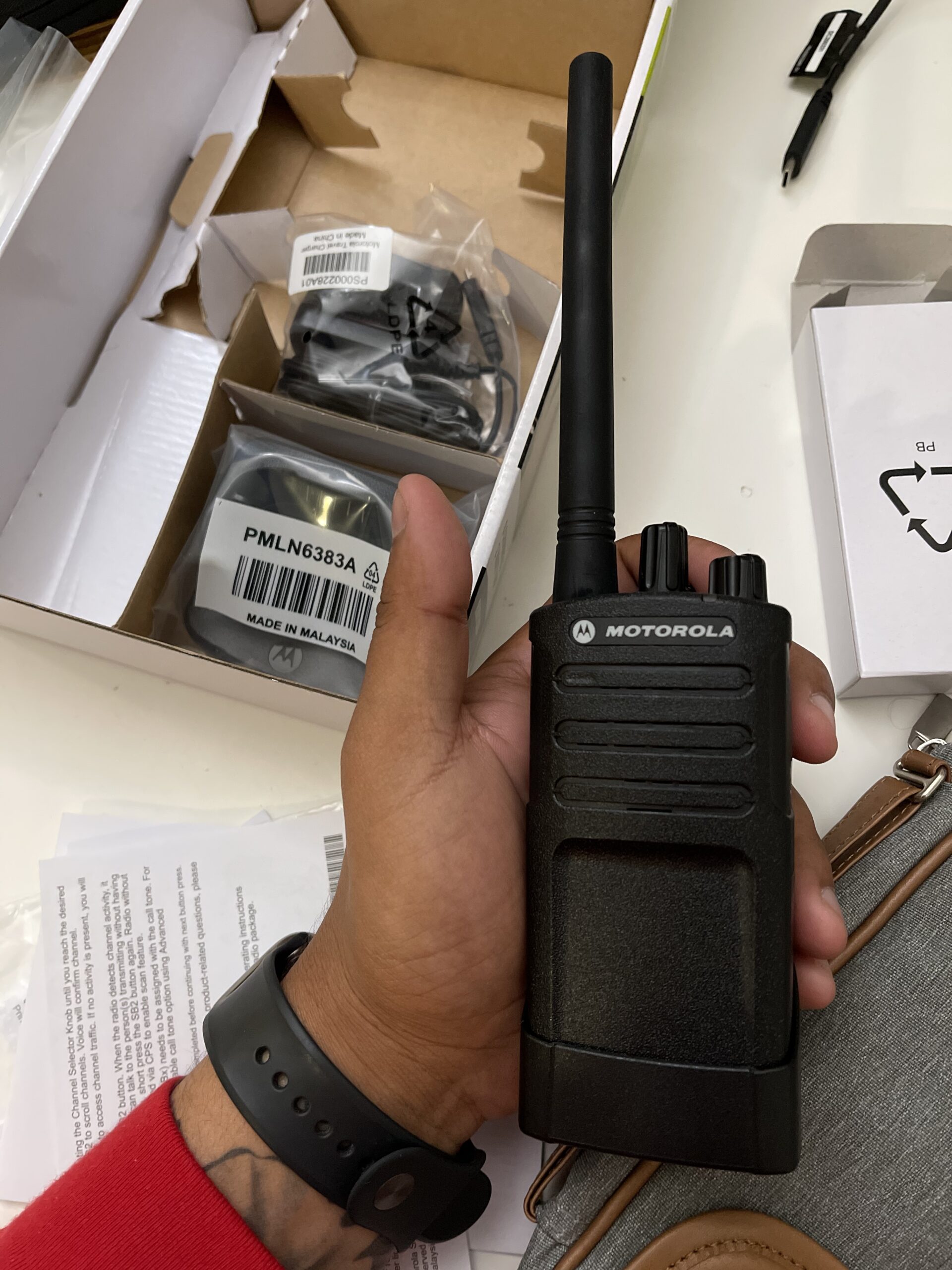 Motorola Solutions RMV2080 Two-Way Radio Analog 8 Channels VHF 150.8-160 customer photo 2