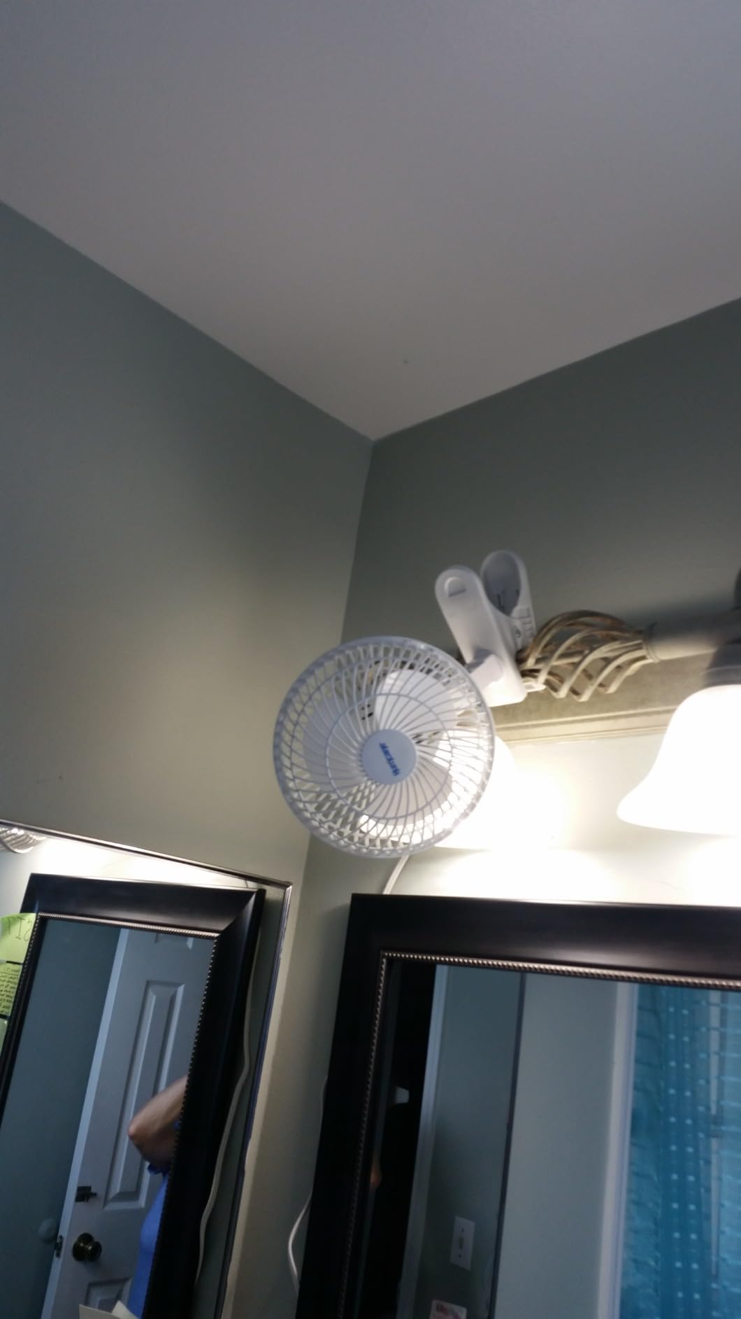 Hurricane Classic 6 Inch Clip Fan, 2 Speed Portable Desk Table Fan with Tilt customer photo 2