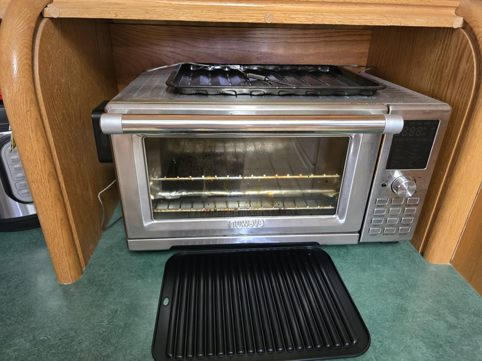 Nuwave Bravo Air Fryer Toaster Smart Oven, 12-in-1 Countertop Convection, 30-QT XL Capacity, 50-500°F Temperature Controls, Top and Bottom Heater Adjustments 0%-100%, Brushed Stainless Steel Look customer photo 1