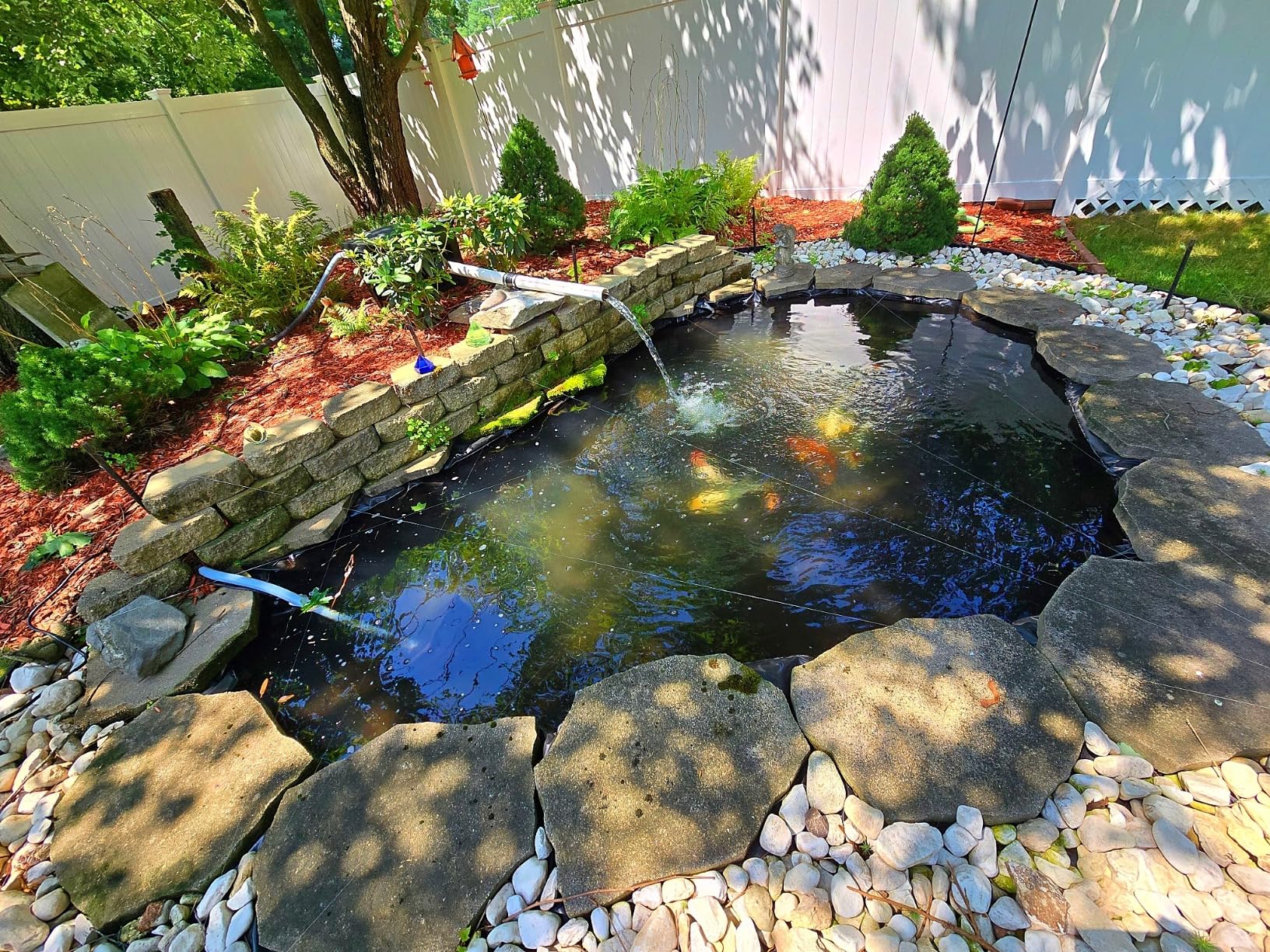 OASE Vitronic 18 UV Clarifier for Pond customer photo 1