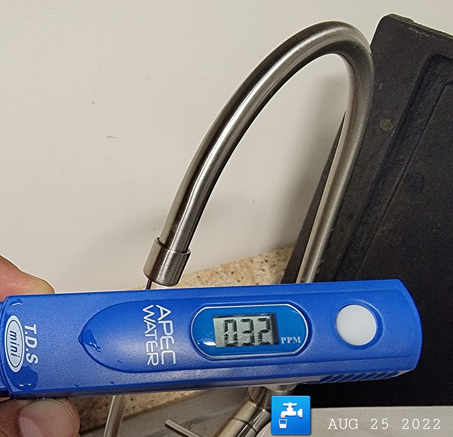 APEC TDS Meter Digital Water Quality TDS Test Kit Meter with Carrying Case, 0 to 1999 ppm Measurement Range, 1 ppm Resolution, +/- 2% Readout Accuracy customer photo 2