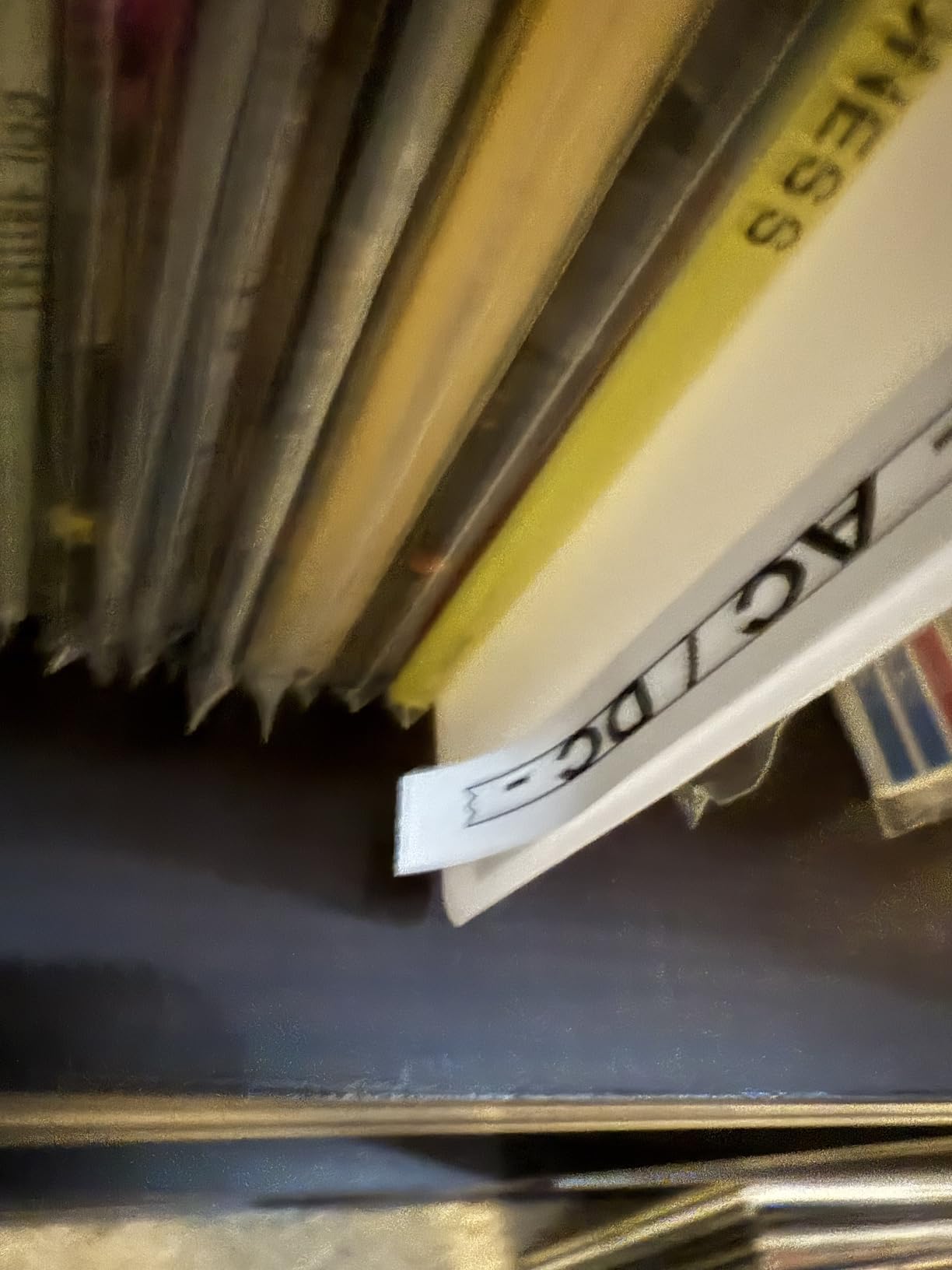 DYMO Label Maker, LetraTag 100H Silver Handheld Label Maker & LT Label Tapes, Easy-to-Use, Great for Home & Office Organization, Color Output customer photo 2