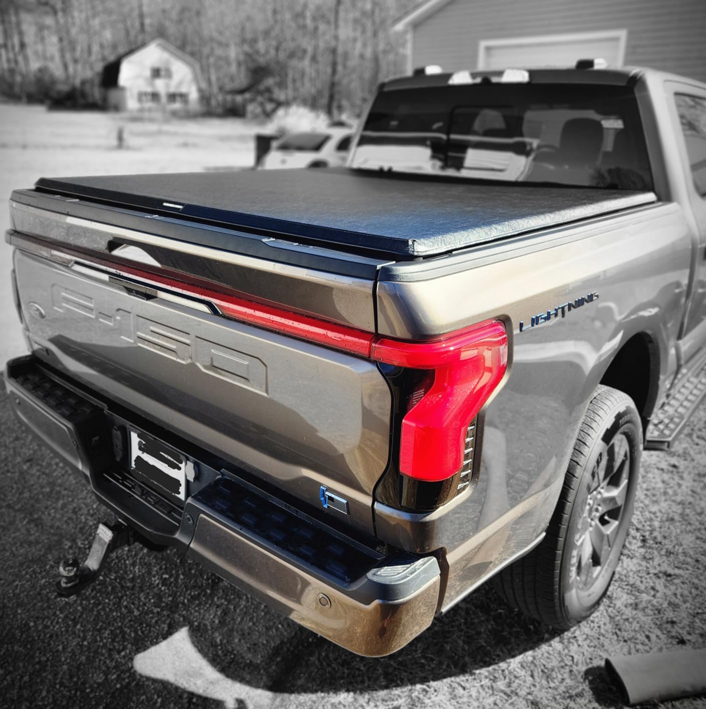 RealTruck TruXedo TruXport Soft Roll Up Truck Bed Tonneau Cover | 297701 | Fits 2015-2026 Ford F-150 5' 7