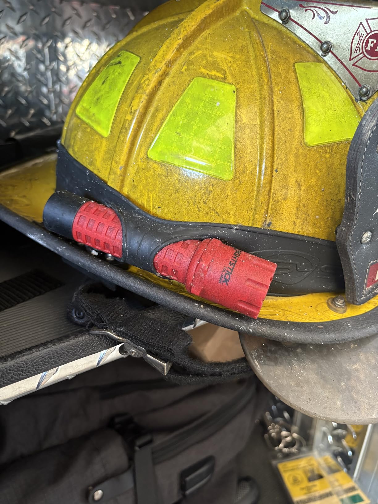 Nightstick FDL-300R-K01 Tactical Fire Light with Multi-Angle Helmet Mount customer photo 1