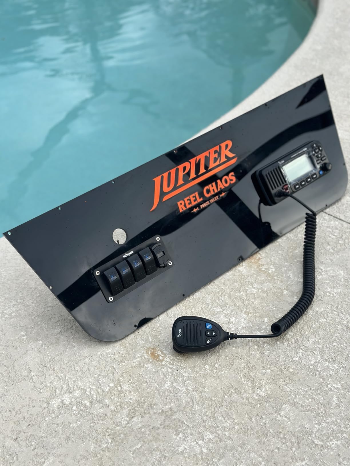 ICOM M424G 21 Fixed Mount VHF Radio with Internal GPS customer photo 2