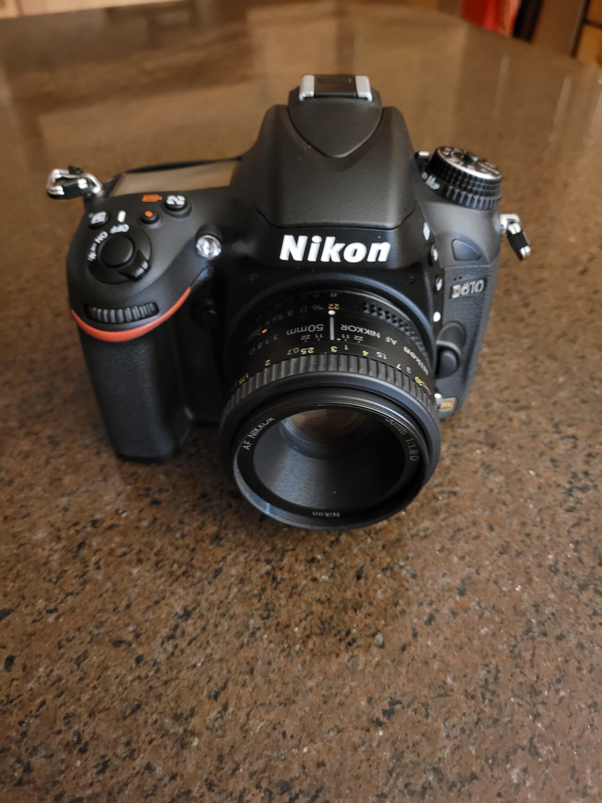 Nikon D610 24.3 MP CMOS FX-Format Digital SLR Camera (Body Only) (Renewed) customer photo 2