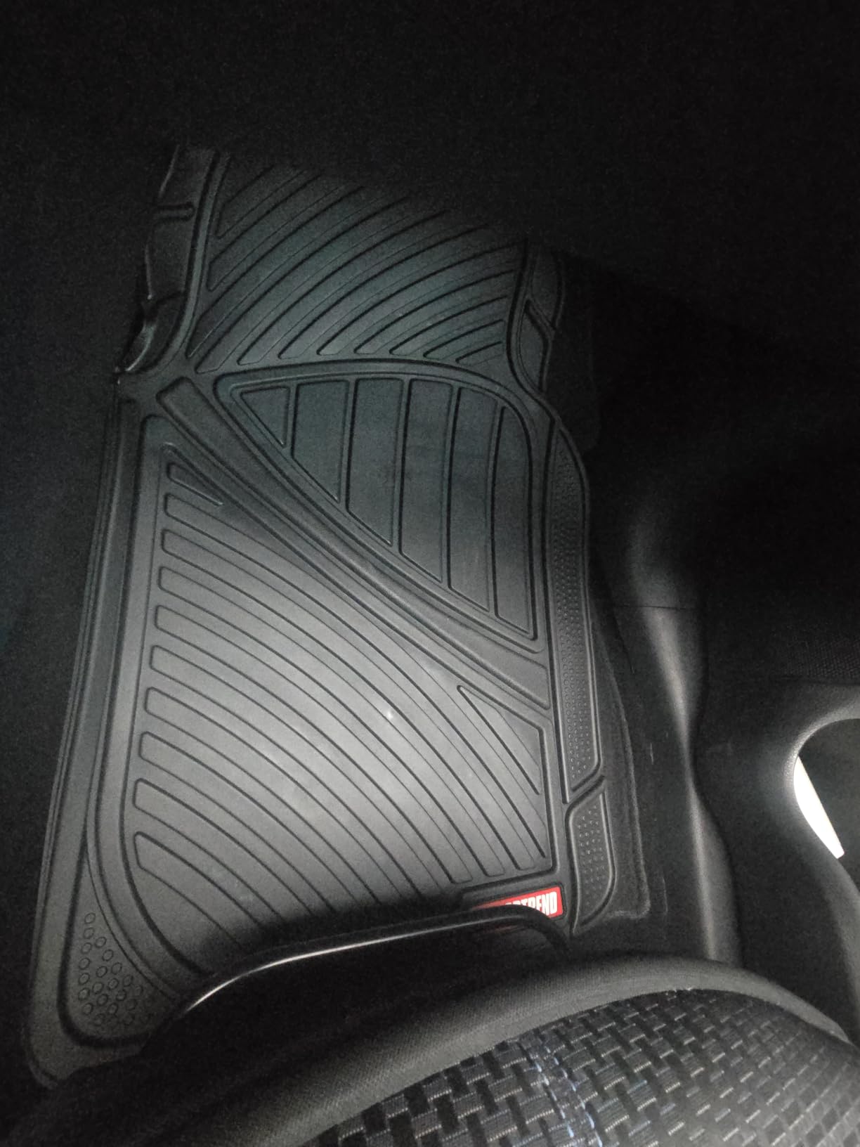 Motor Trend FlexTough Performance All Weather Rubber Car Floor Mats - 3 Piece Floor Mats Automotive Liners for Cars Truck SUV, Heavy-Duty Waterproof (Black) customer photo 1