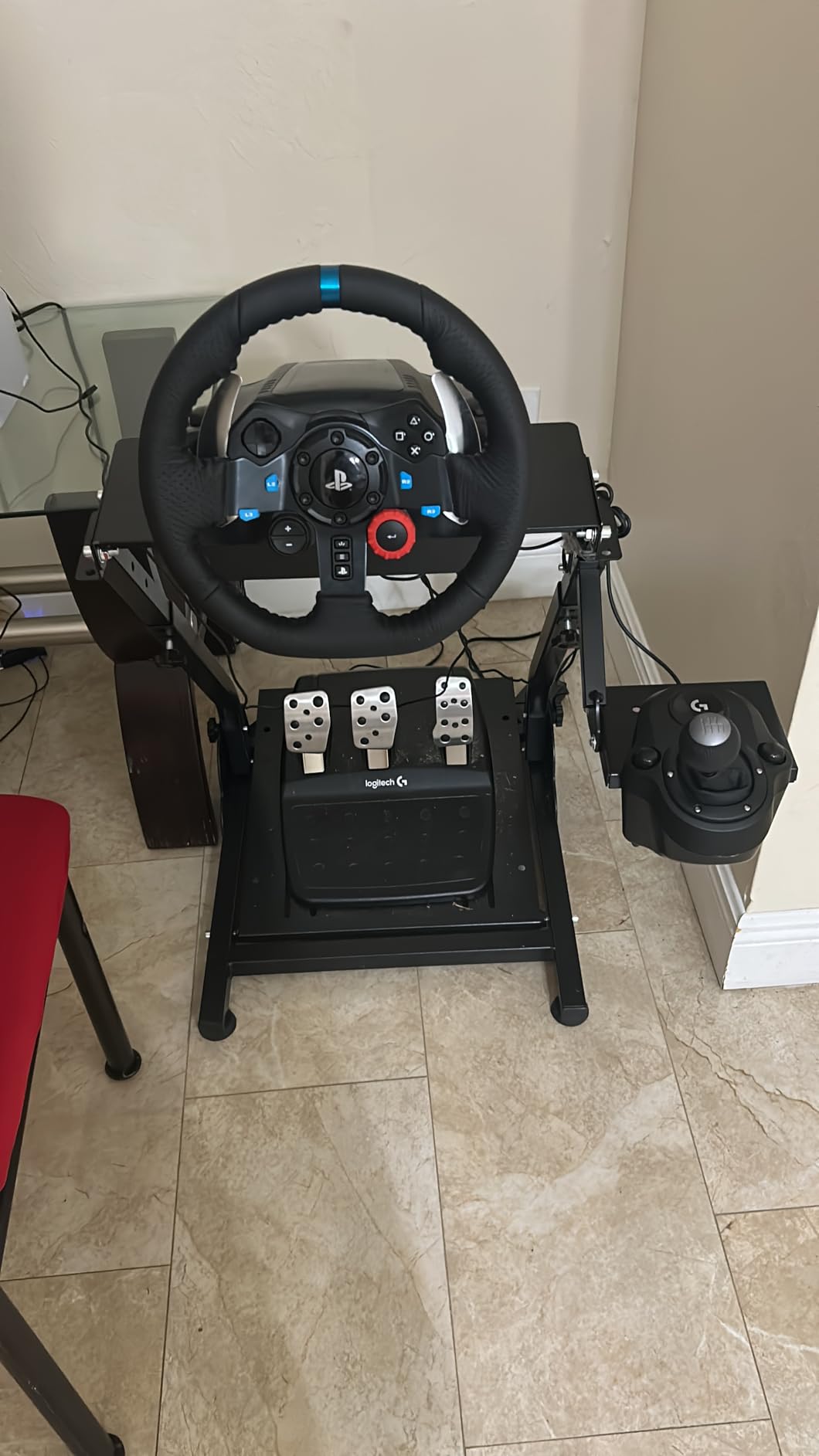 Logitech G29 Driving Force Racing Wheel and Pedals, Force Feedback, Real Leather + Logitech G Driving Force Shifter - For PS5, PS4 and PC, Mac - Black customer photo 1